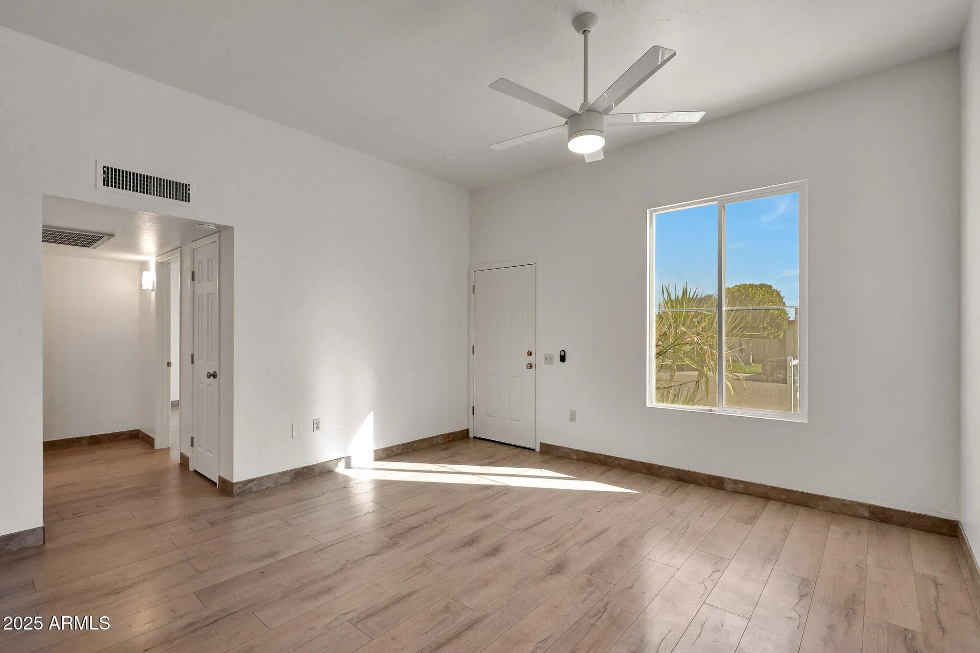 Property Slideshow image 5 of 28 | 13006 n 100th dr, Sun City, AZ, 85351