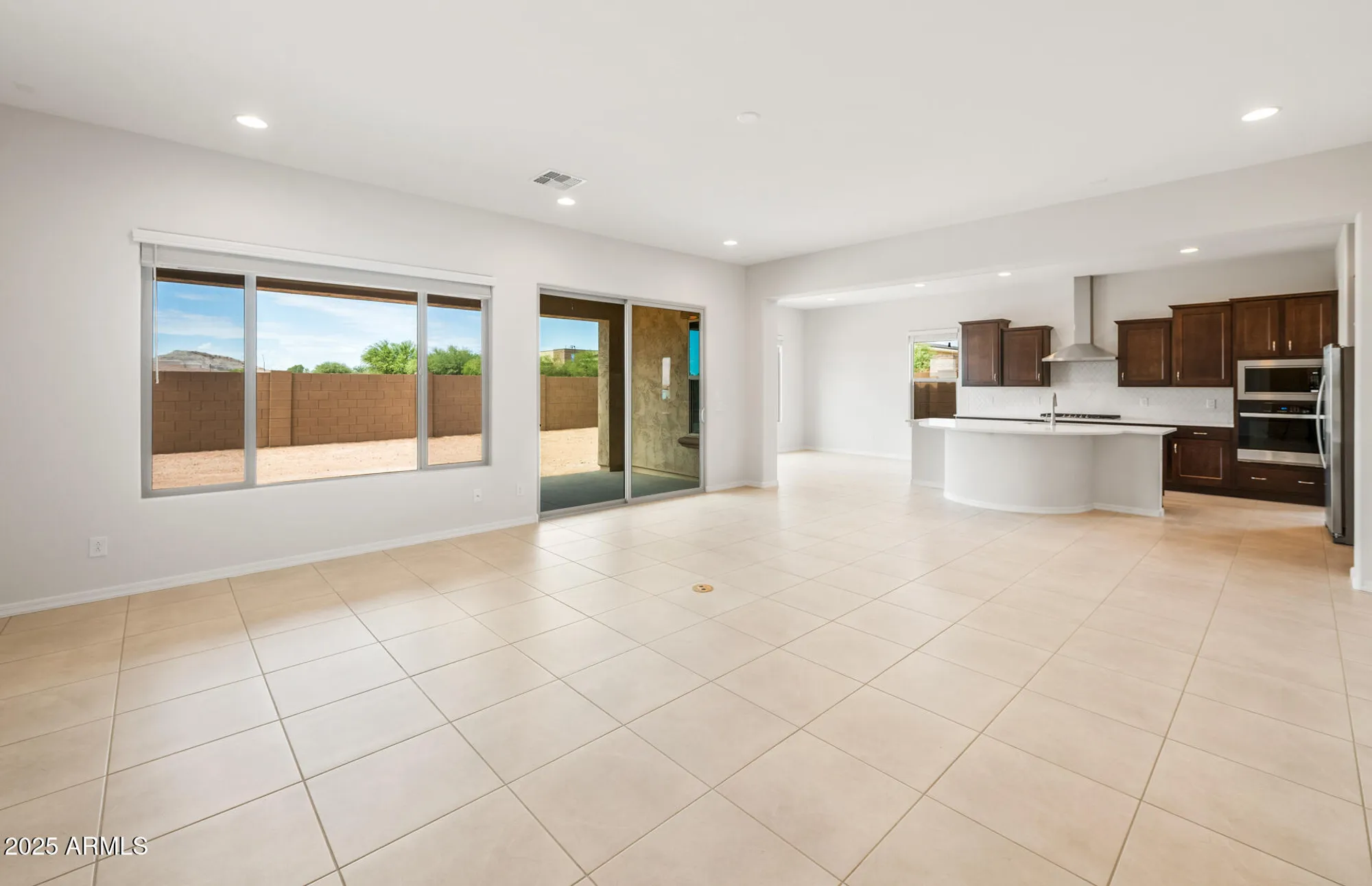 Property Slideshow image 8 of 35 | 4396 n palo verde dr, Florence, AZ, 85132