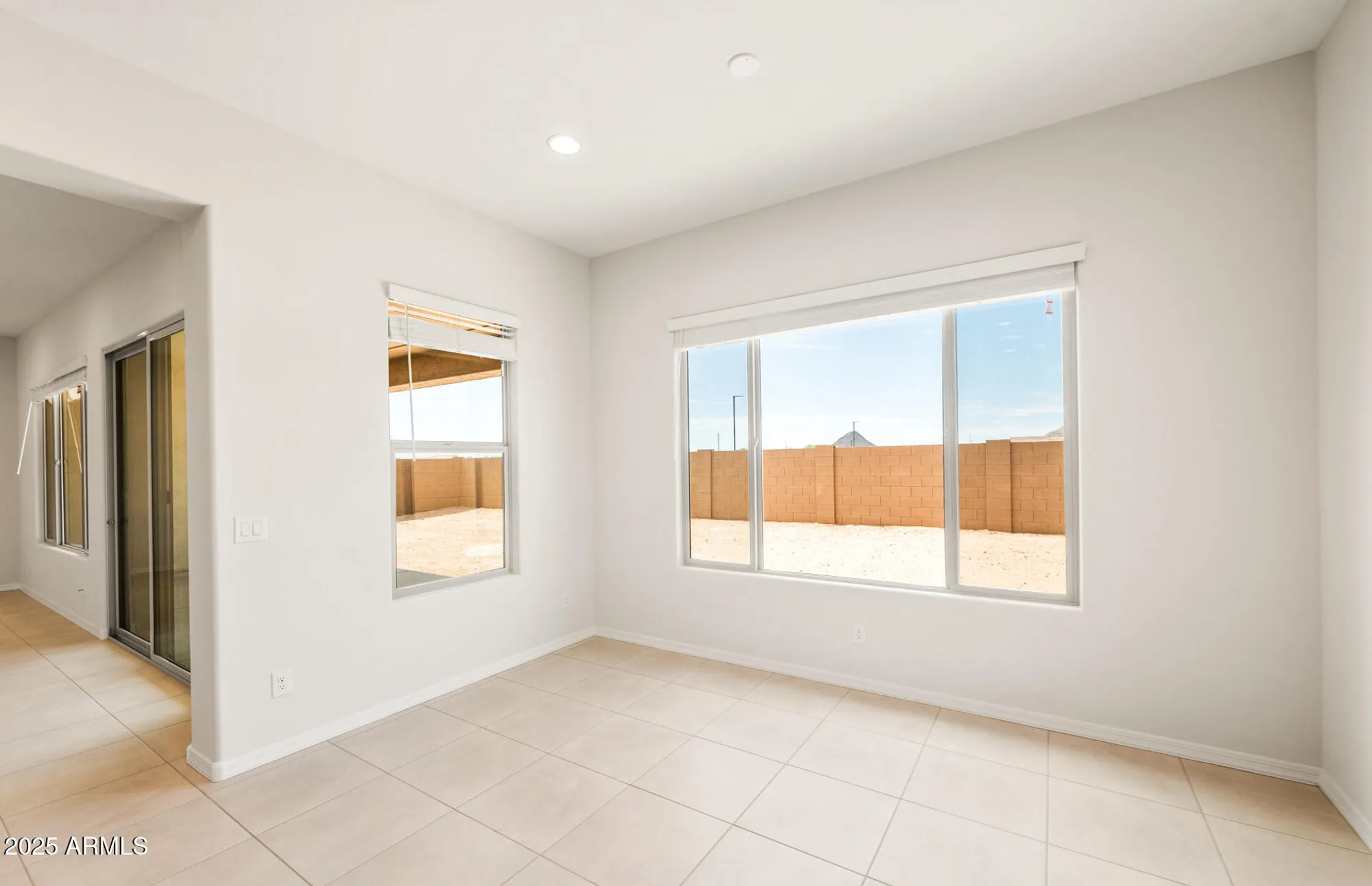 Property Slideshow image 17 of 35 | 4396 n palo verde dr, Florence, AZ, 85132