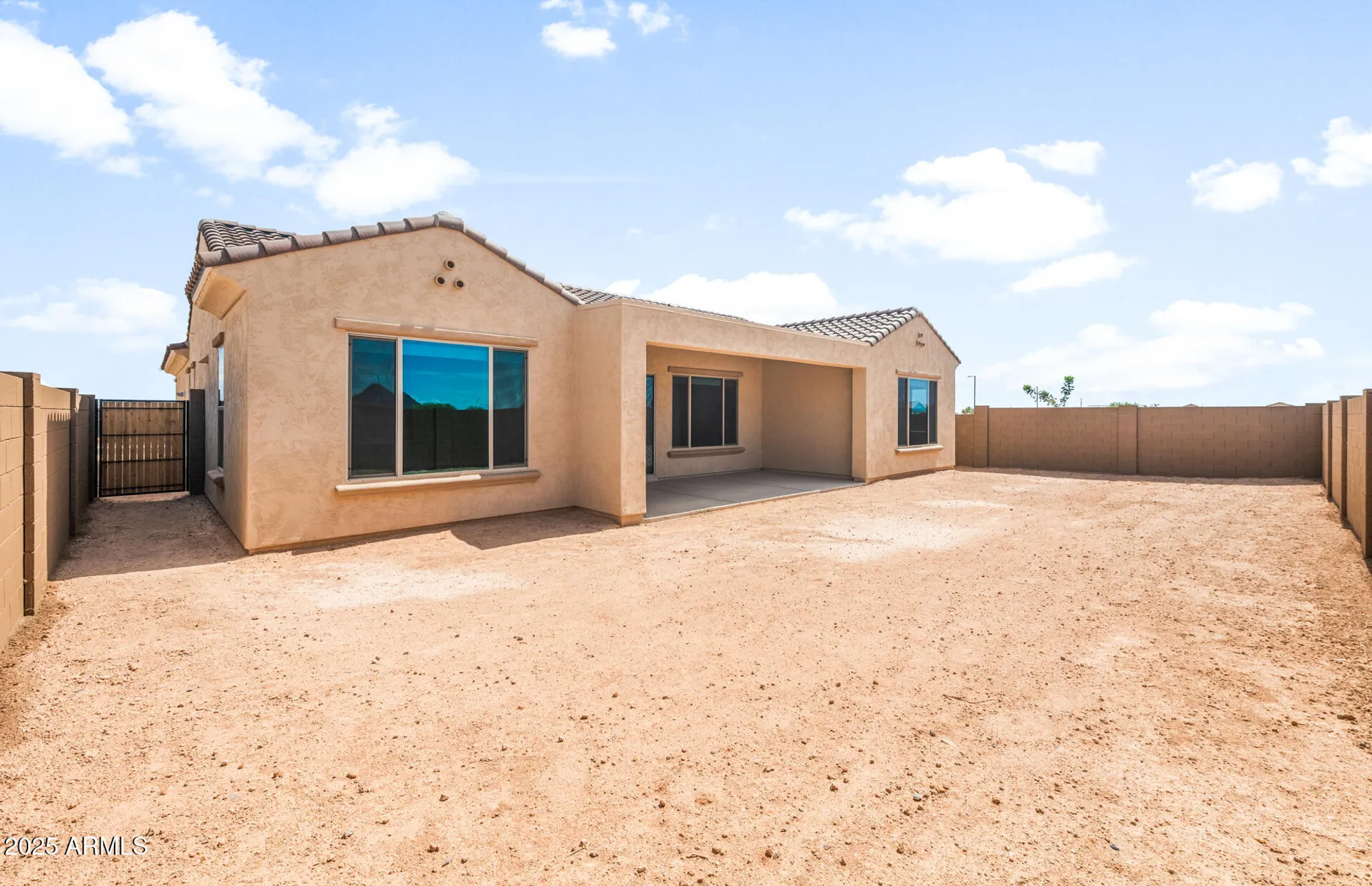 Property Slideshow image 26 of 35 | 4396 n palo verde dr, Florence, AZ, 85132