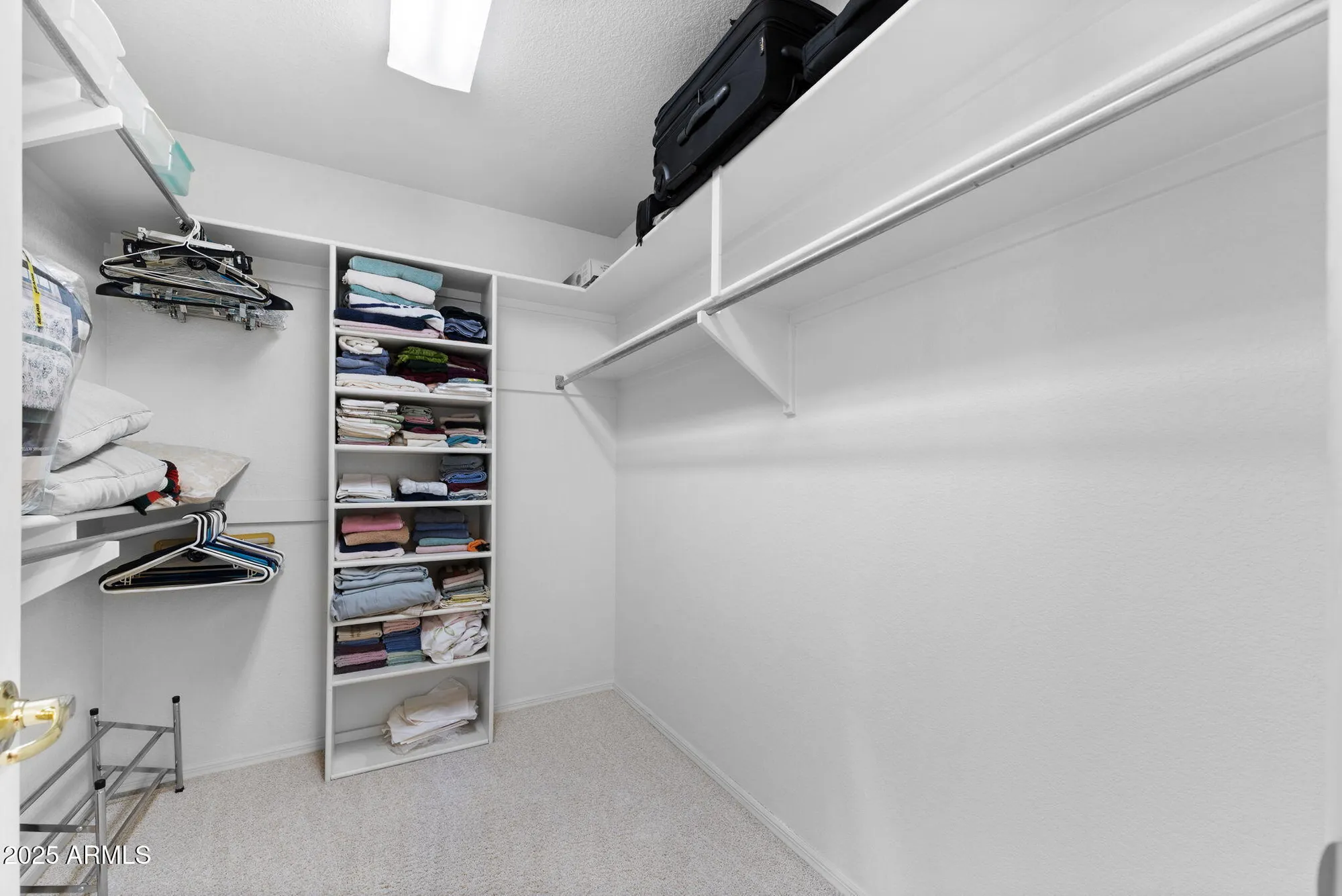 Property Slideshow image 13 of 19 | 11241 e medina ave, Mesa, AZ, 85209