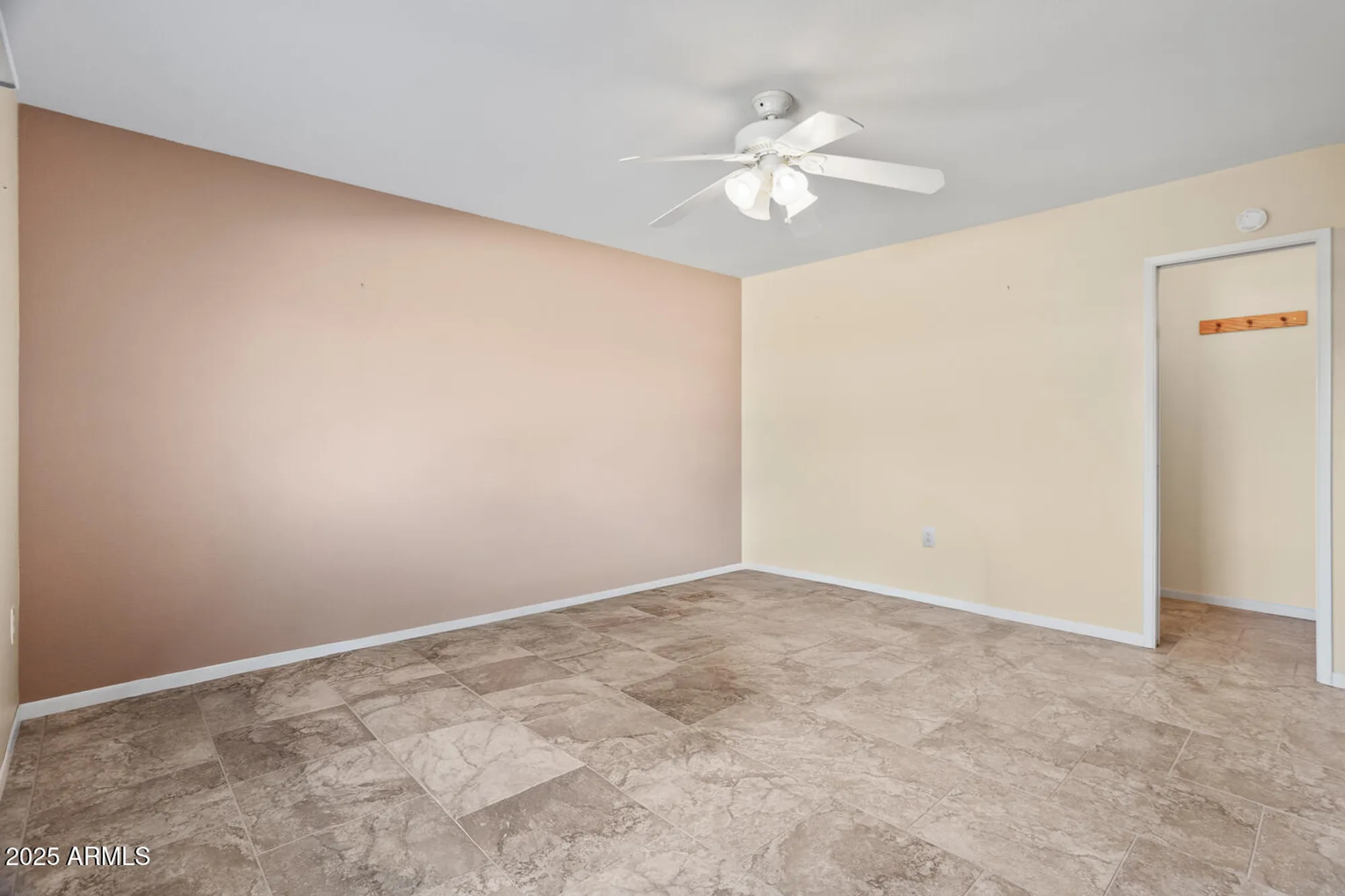Property Slideshow image 17 of 32 | 10902 w welk dr, Sun City, AZ, 85373