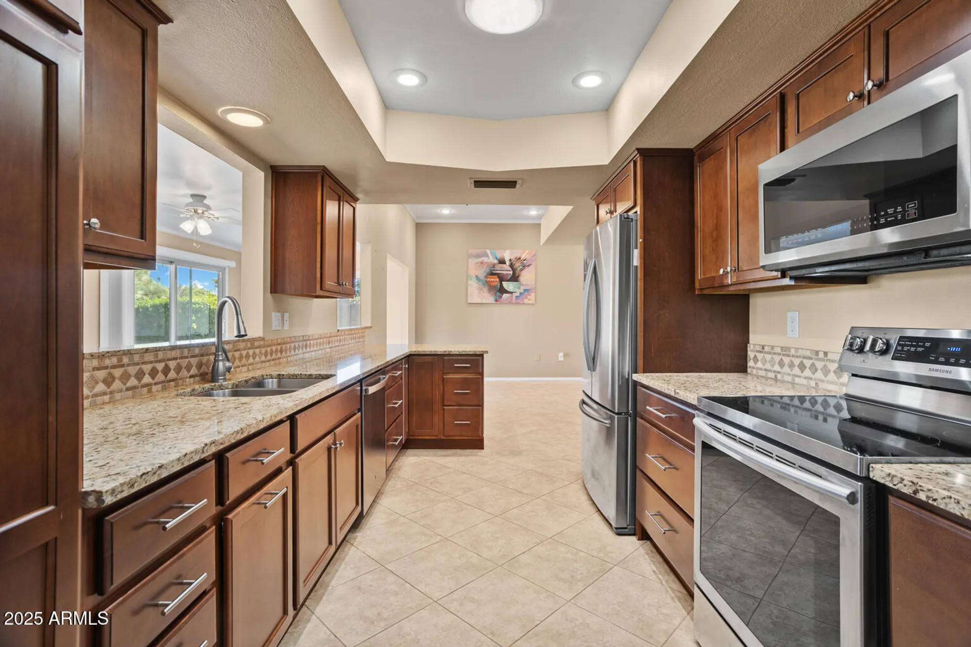 Property Slideshow image 5 of 32 | 10902 w welk dr, Sun City, AZ, 85373