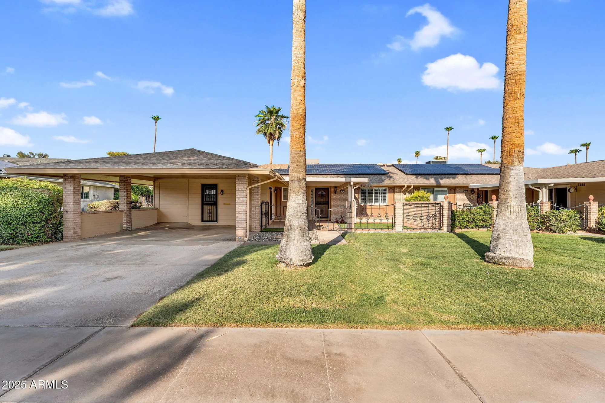 Property Slideshow image 1 of 40 | 13621 n emberwood dr, Sun City, AZ, 85351