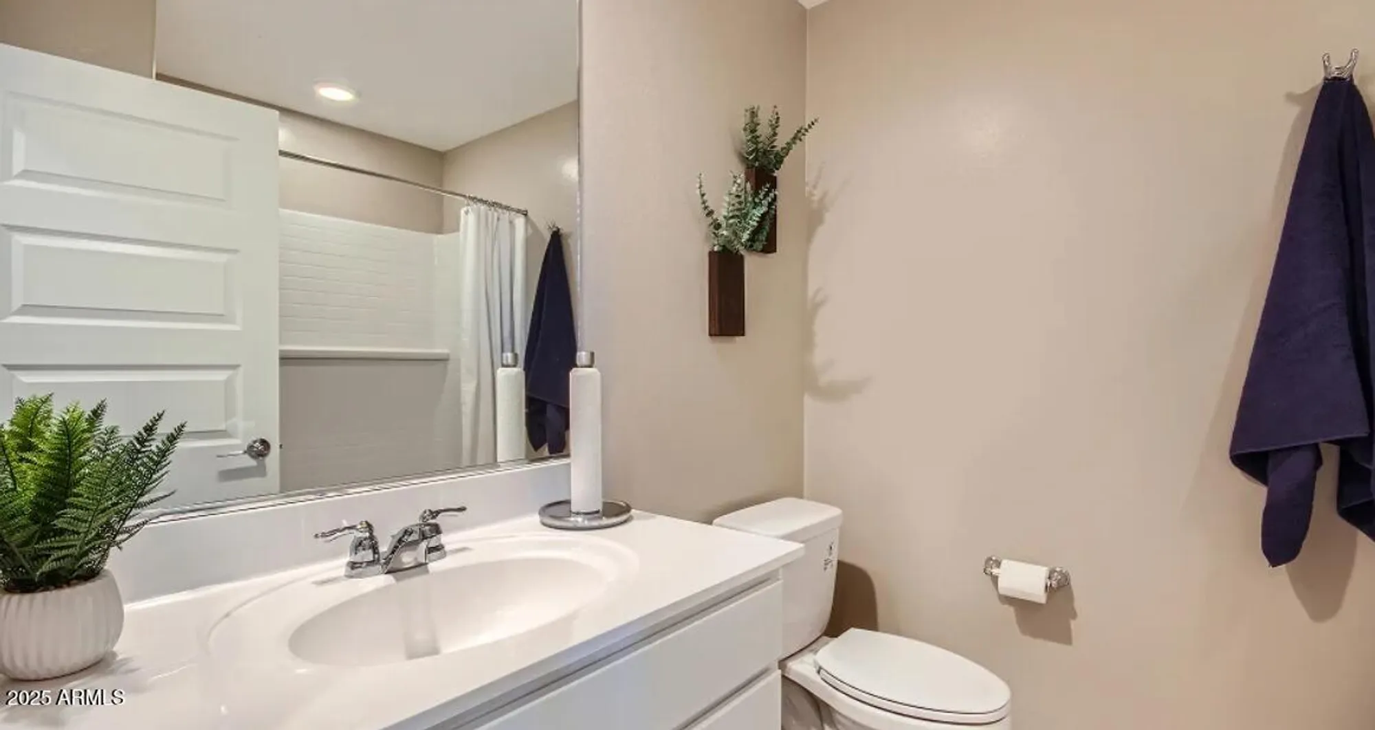 Property Slideshow image 15 of 24 | 25097 n 174th ln, Surprise, AZ, 85387