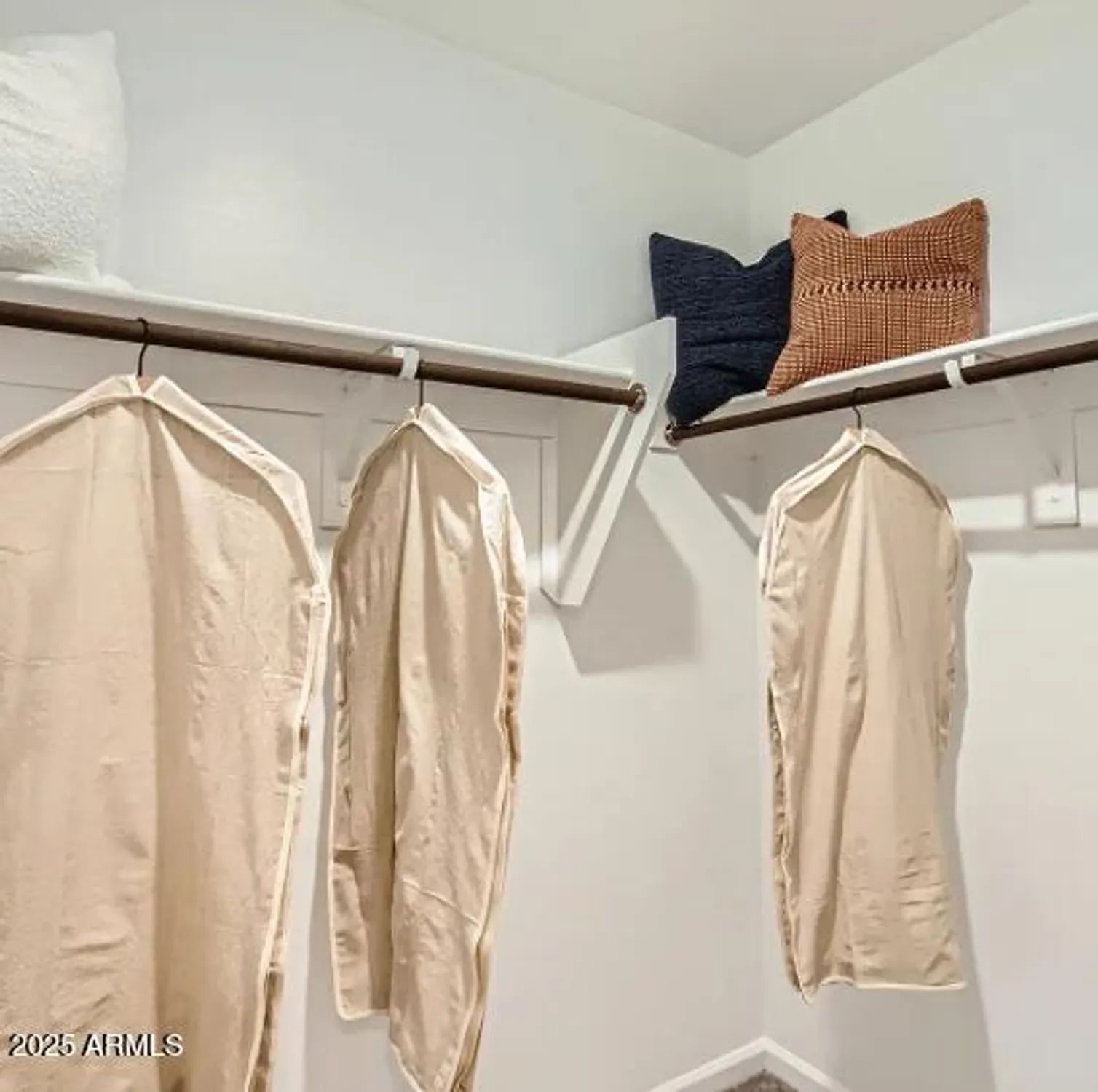 Property Slideshow image 12 of 24 | 25097 n 174th ln, Surprise, AZ, 85387