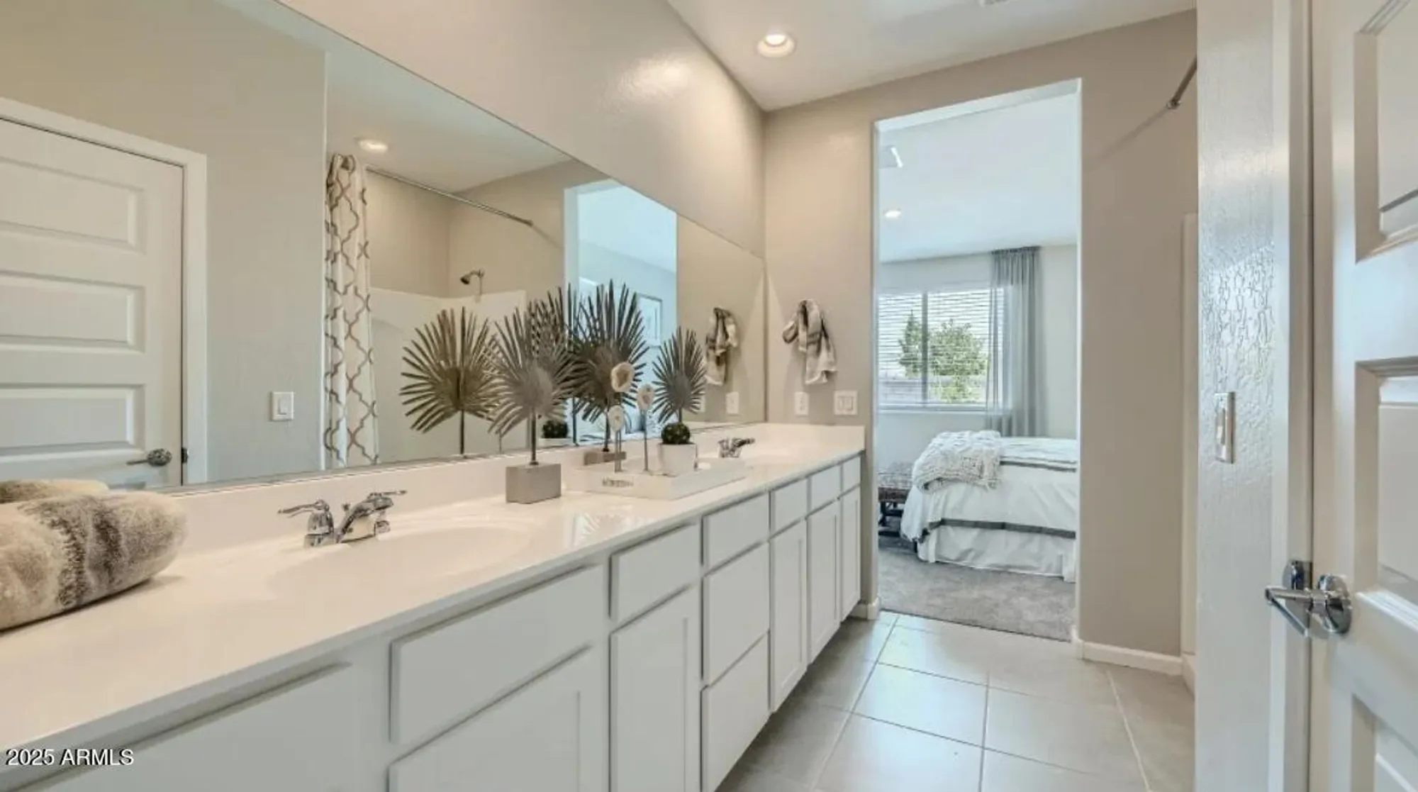 Property Slideshow image 11 of 23 | 25062 n 174th dr, Surprise, AZ, 85387