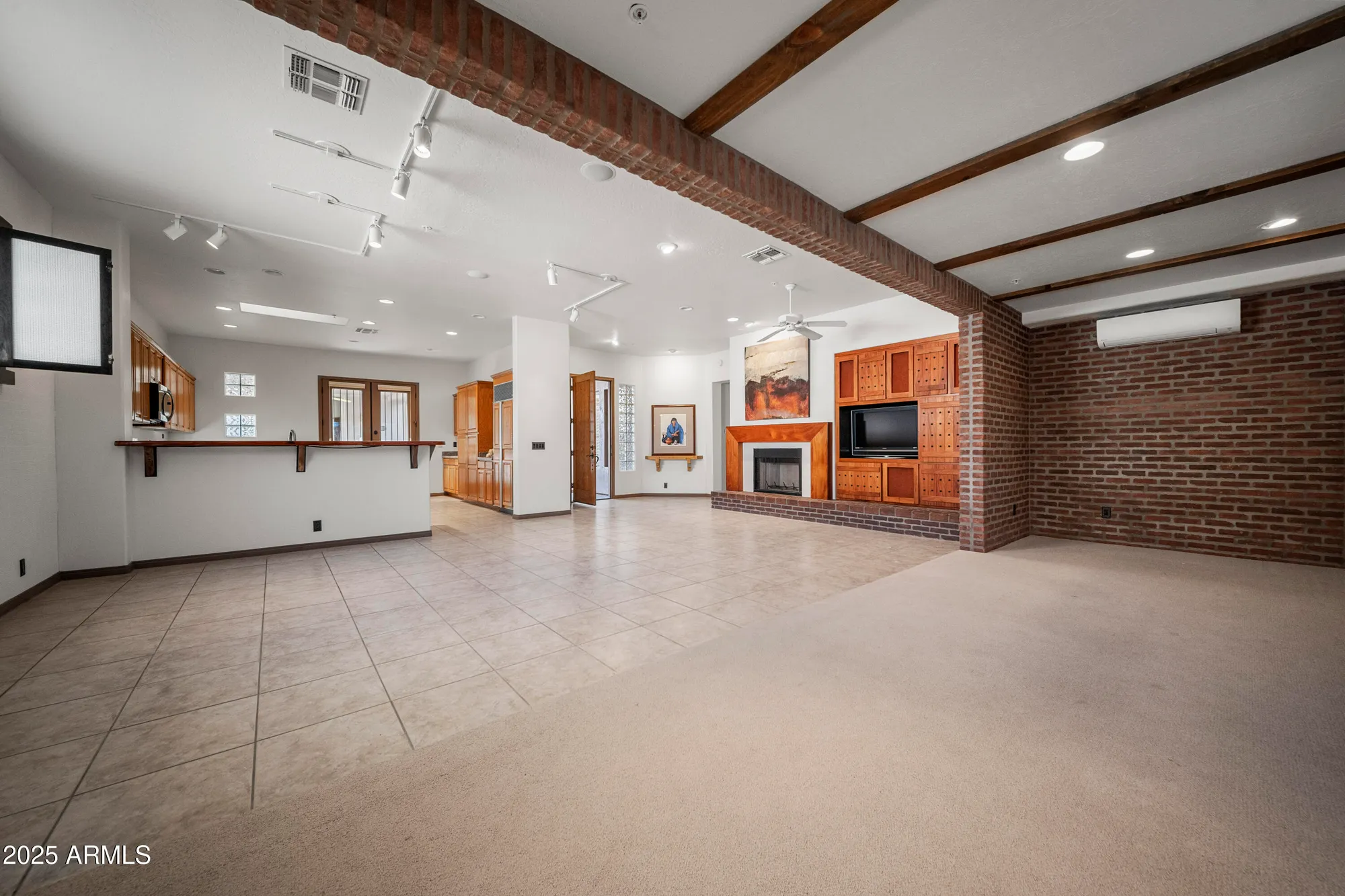 Property Slideshow image 5 of 26 | 33946 n 67th st, Scottsdale, AZ, 85266