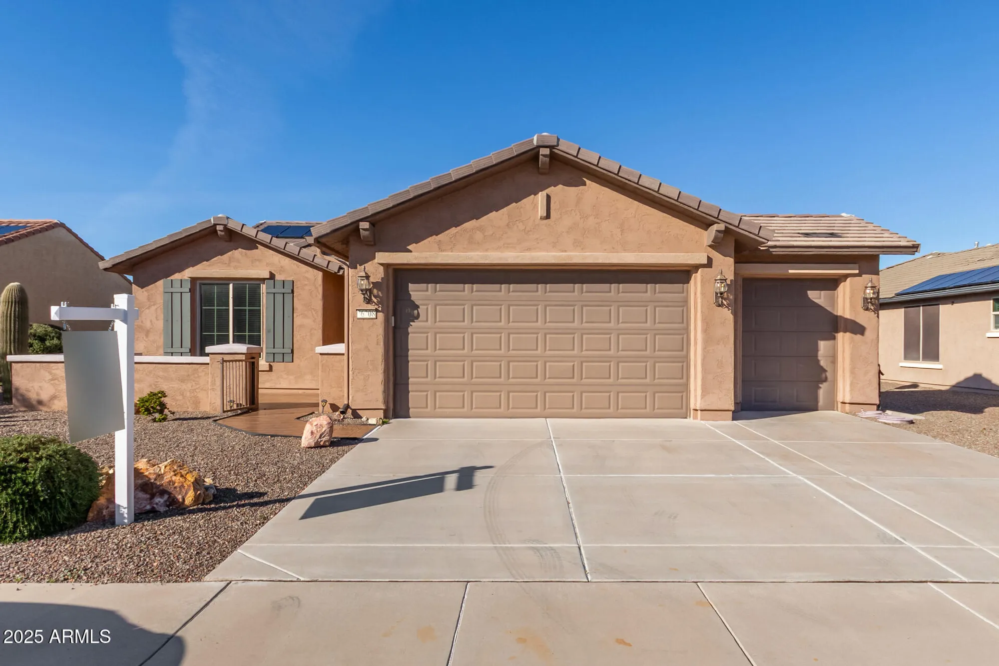 Property Slideshow image 2 of 43 | 26208 w tina ln, Buckeye, AZ, 85396