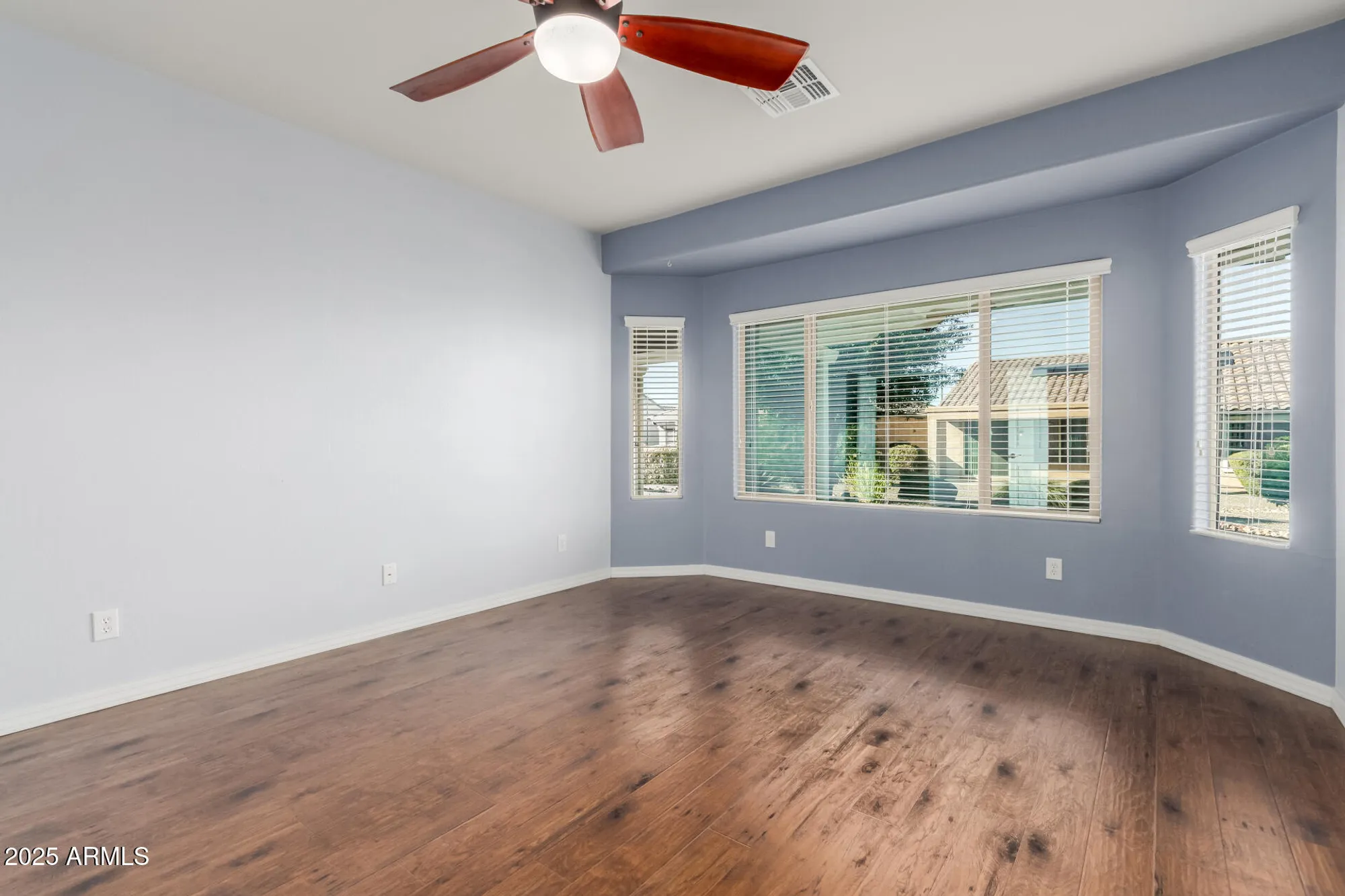 Property Slideshow image 14 of 43 | 26208 w tina ln, Buckeye, AZ, 85396