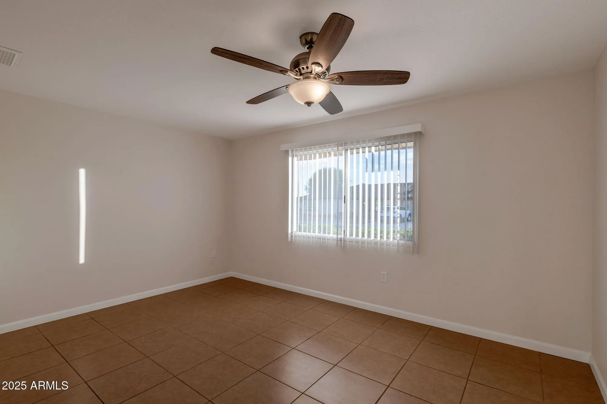 Property Slideshow image 22 of 31 | 9822 w silver bell dr, Sun City, AZ, 85351