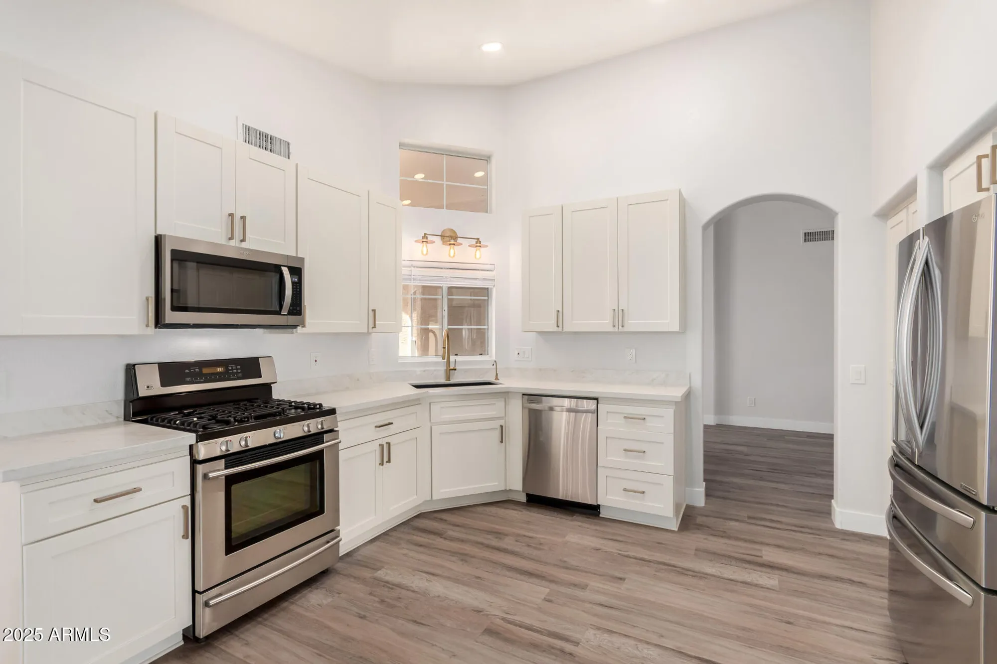 Property Slideshow image 18 of 37 | 14672 w whitton ave, Goodyear, AZ, 85395