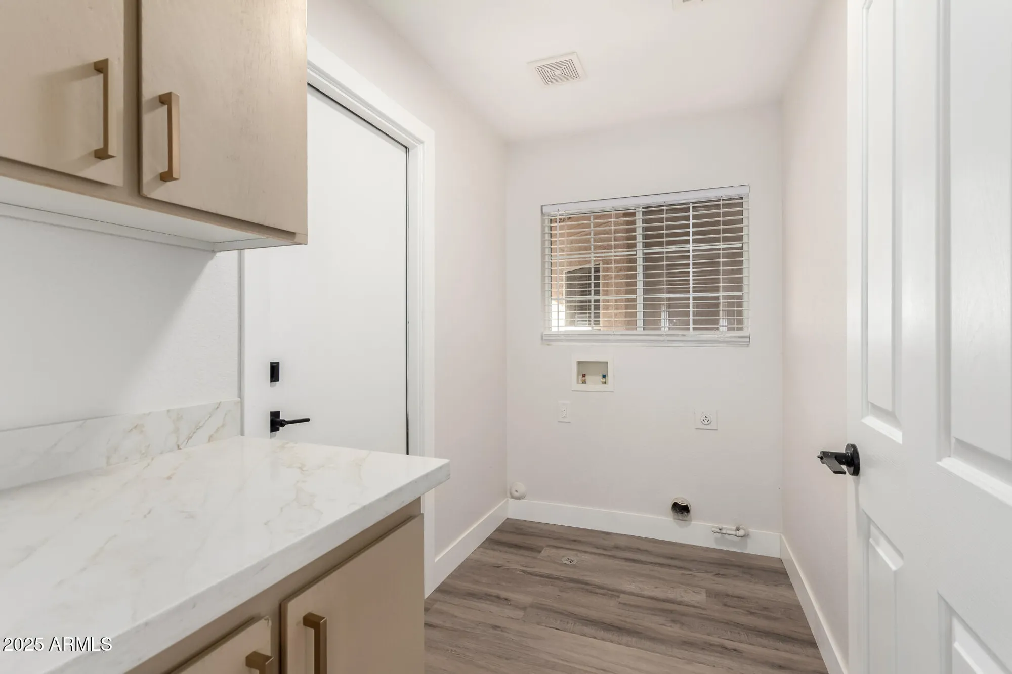 Property Slideshow image 32 of 37 | 14672 w whitton ave, Goodyear, AZ, 85395