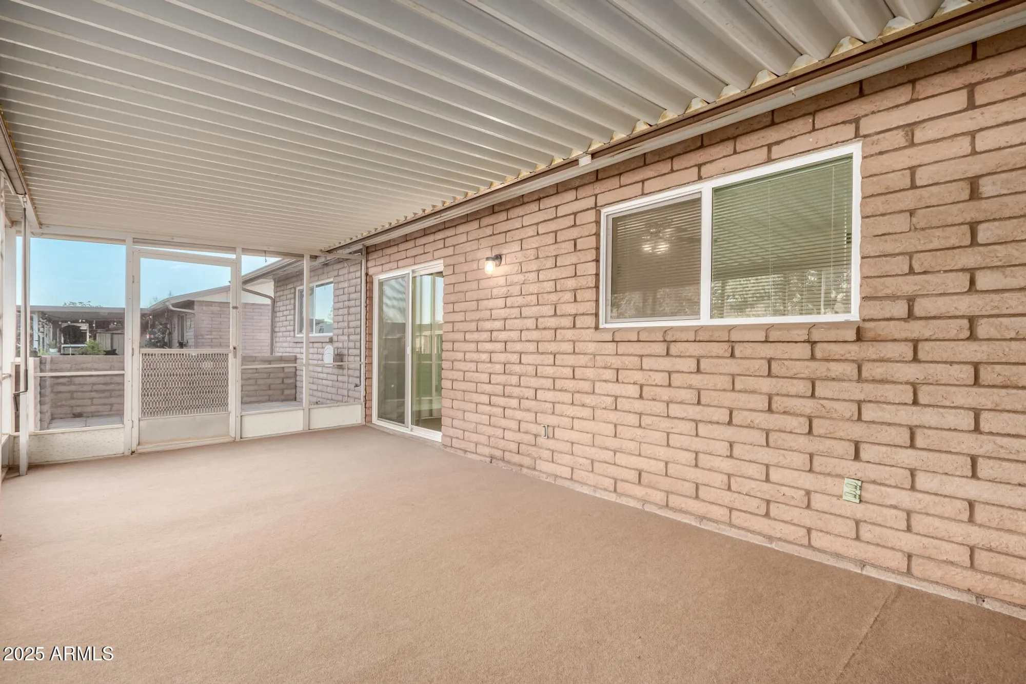 Property Slideshow image 23 of 27 | 9919 n 97th dr b, Peoria, AZ, 85345