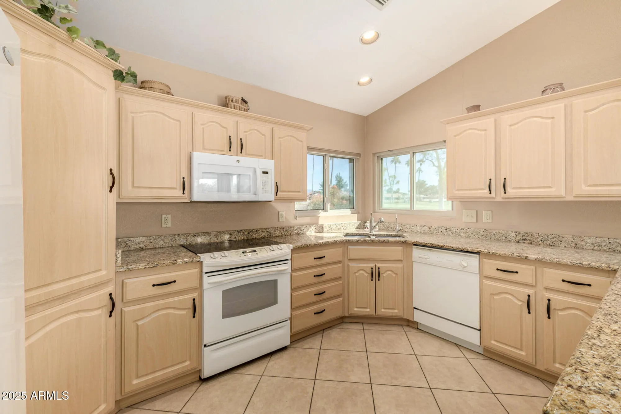 Property Slideshow image 17 of 39 | 10931 e san tan blvd, Sun Lakes, AZ, 85248