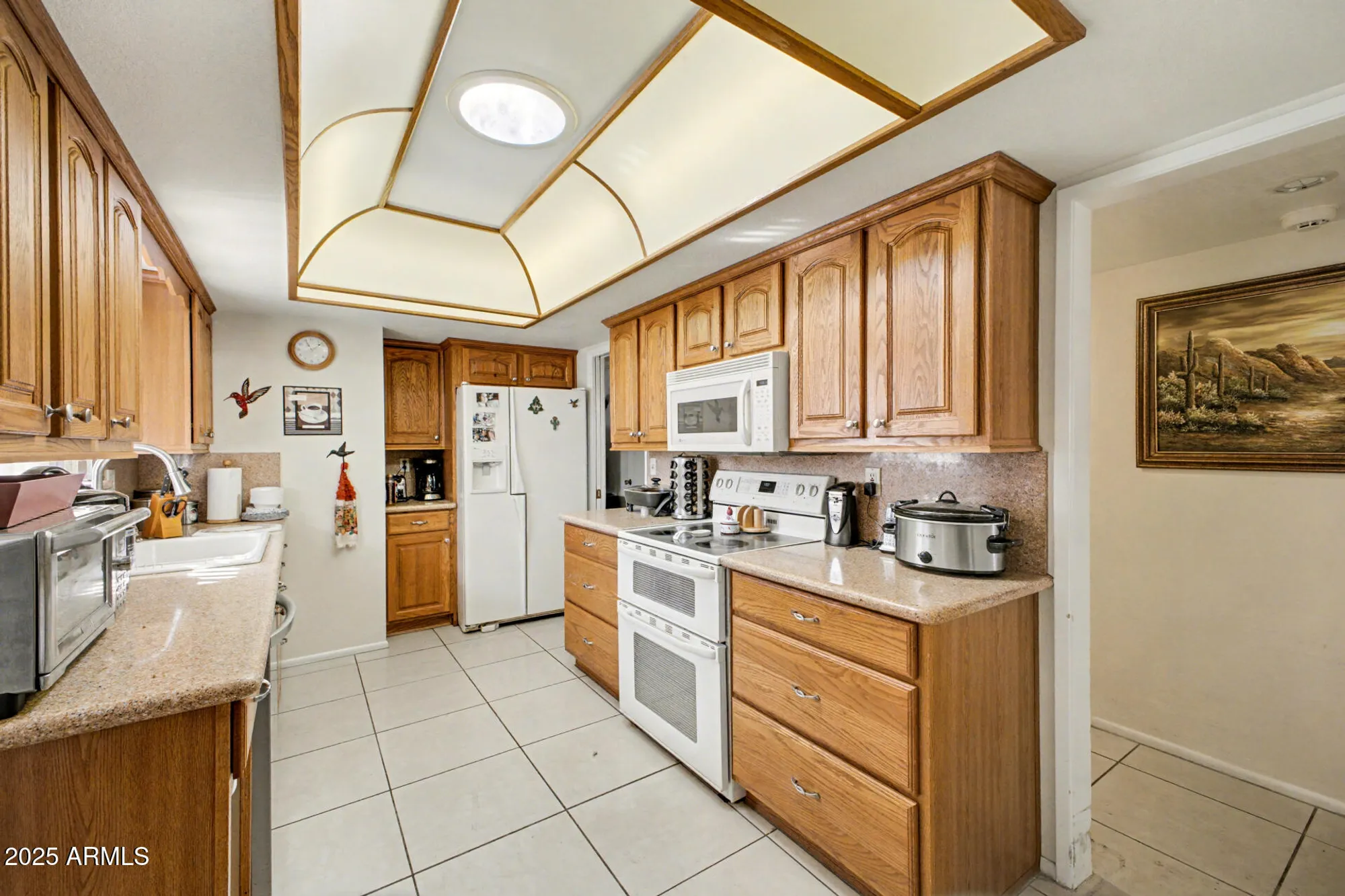 Property Slideshow image 7 of 25 | 10636 w bayside rd, Sun City, AZ, 85351