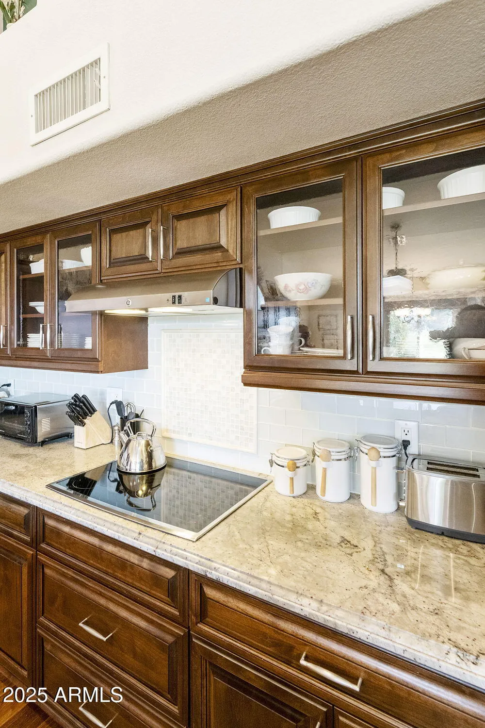 Property Slideshow image 21 of 84 | 531 w cherrywood dr, Chandler, AZ, 85248