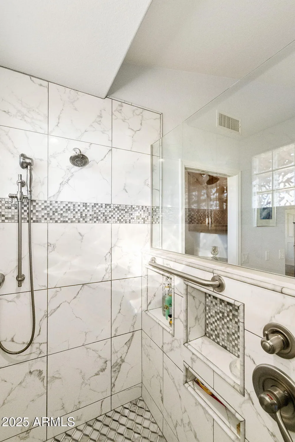 Property Slideshow image 43 of 84 | 531 w cherrywood dr, Chandler, AZ, 85248