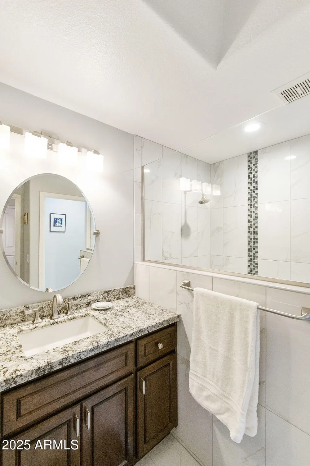 Property Slideshow image 33 of 84 | 531 w cherrywood dr, Chandler, AZ, 85248