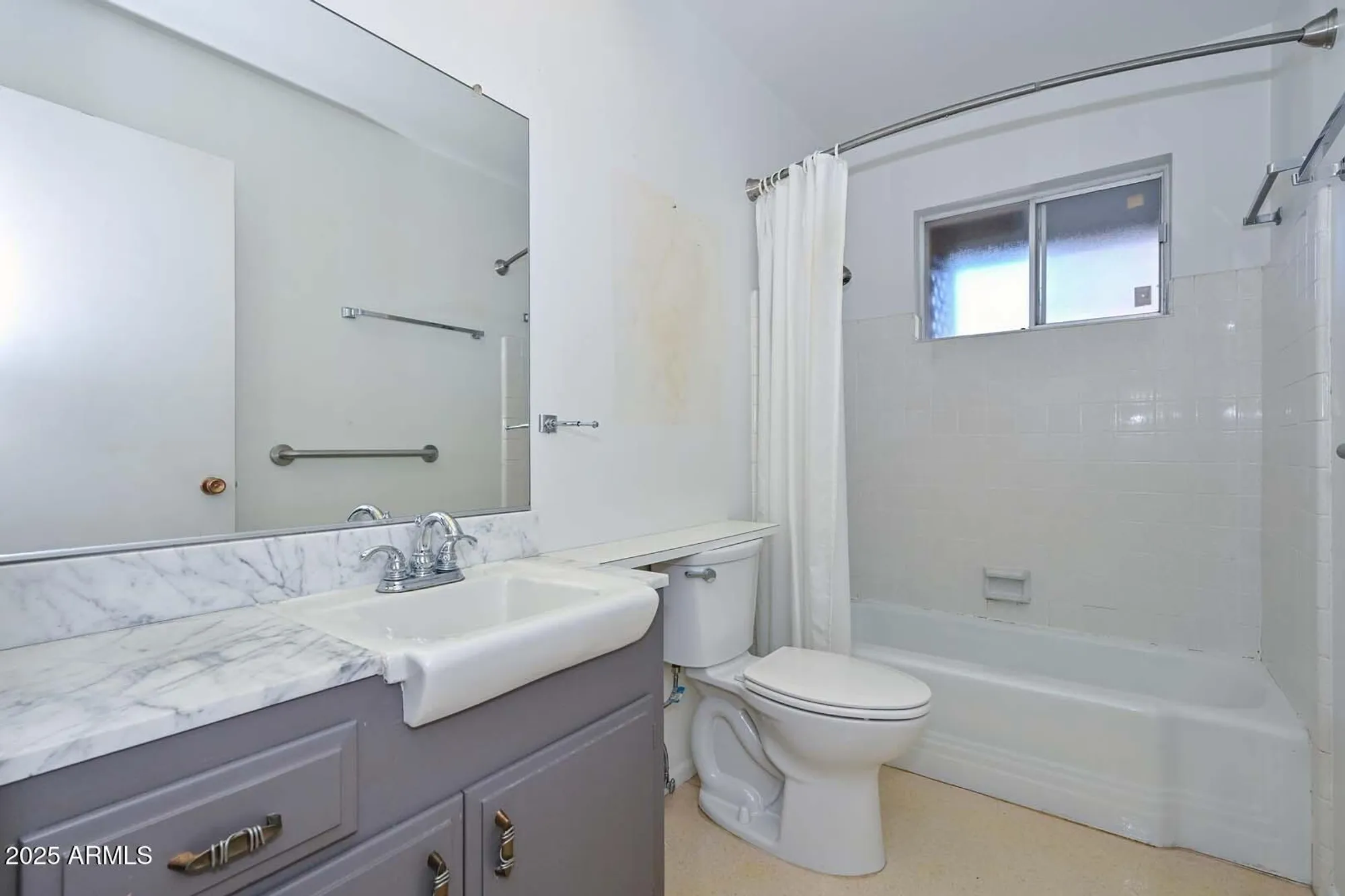 Property Slideshow image 39 of 52 | 9916 w hope cir, Sun City, AZ, 85351