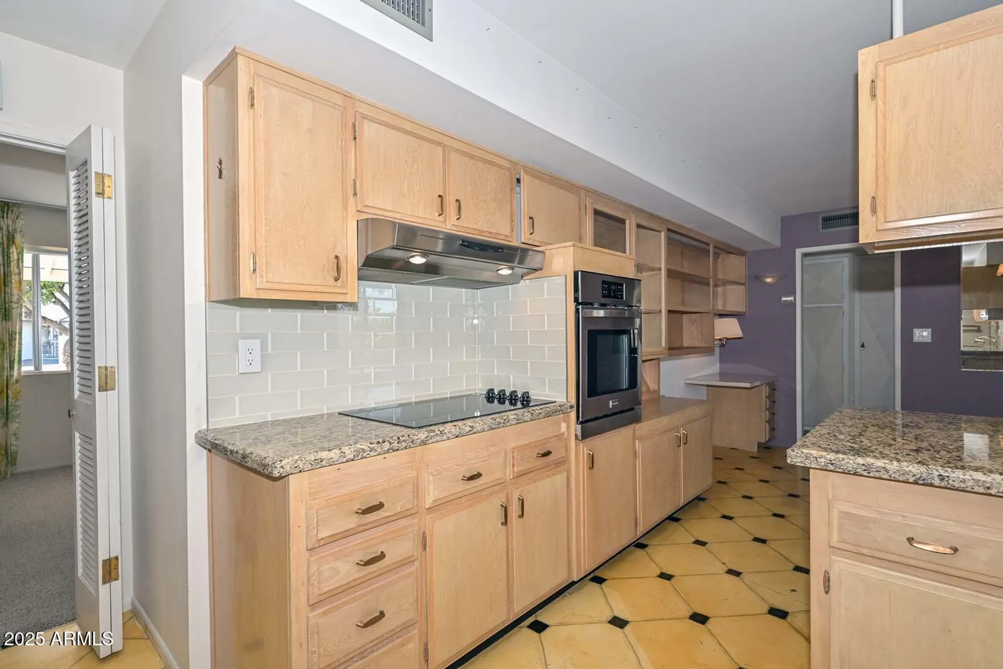 Property Slideshow image 14 of 52 | 9916 w hope cir, Sun City, AZ, 85351