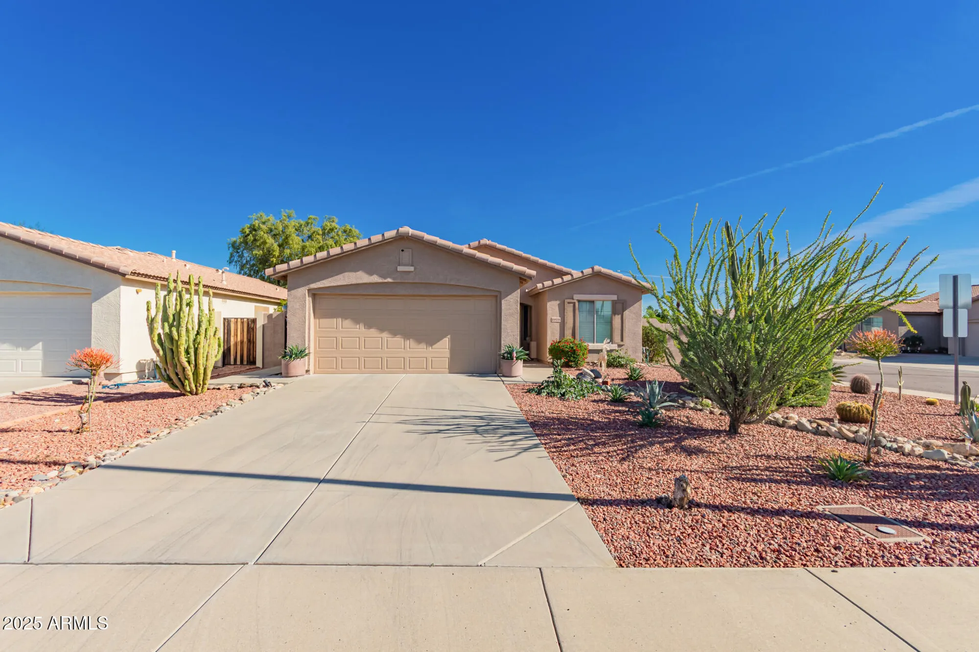 Property Slideshow image 1 of 33 | 19535 n 107th dr, Peoria, AZ, 85373