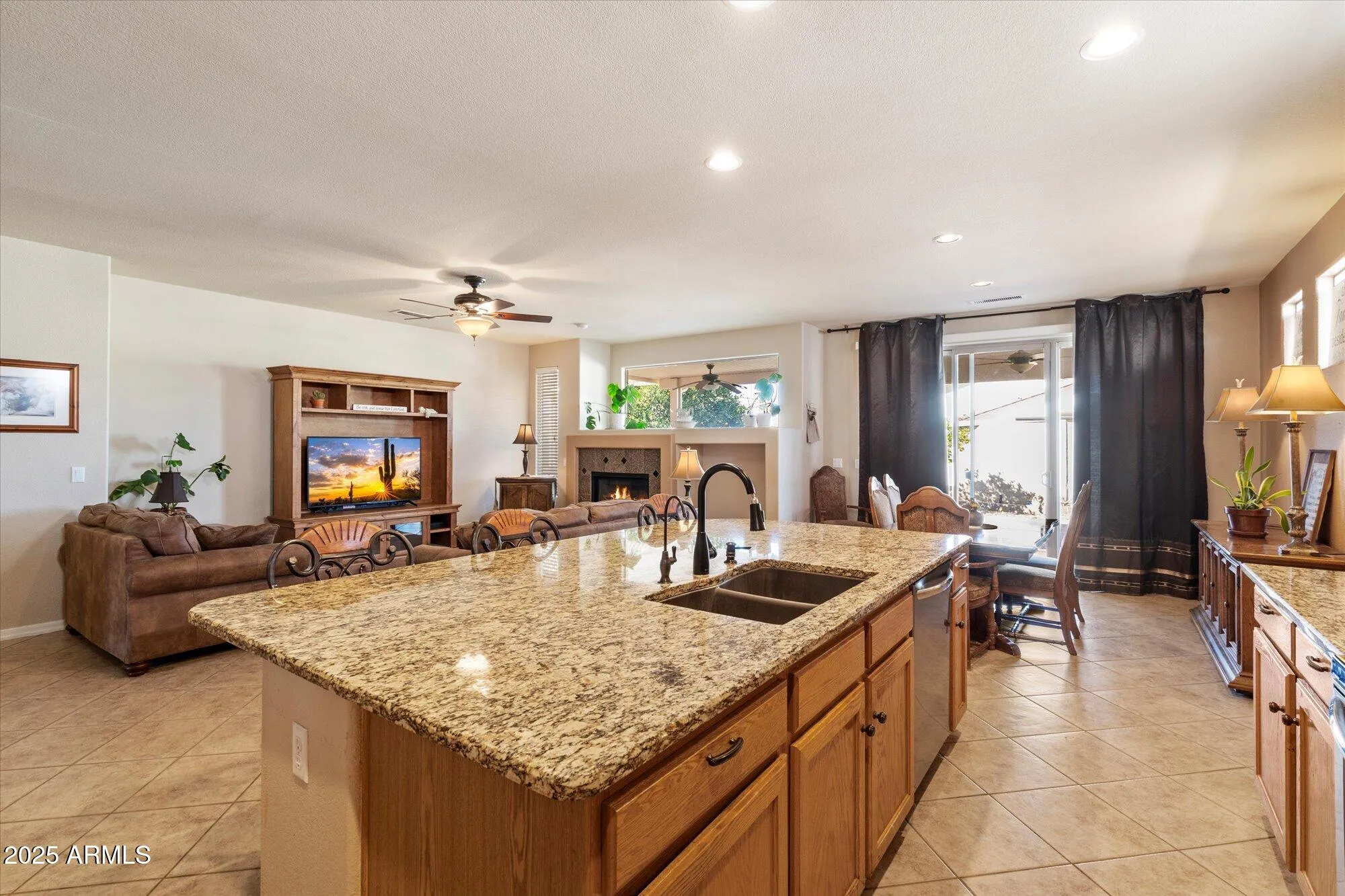 Property Slideshow image 6 of 27 | 11008 w cimarron dr, Sun City, AZ, 85373