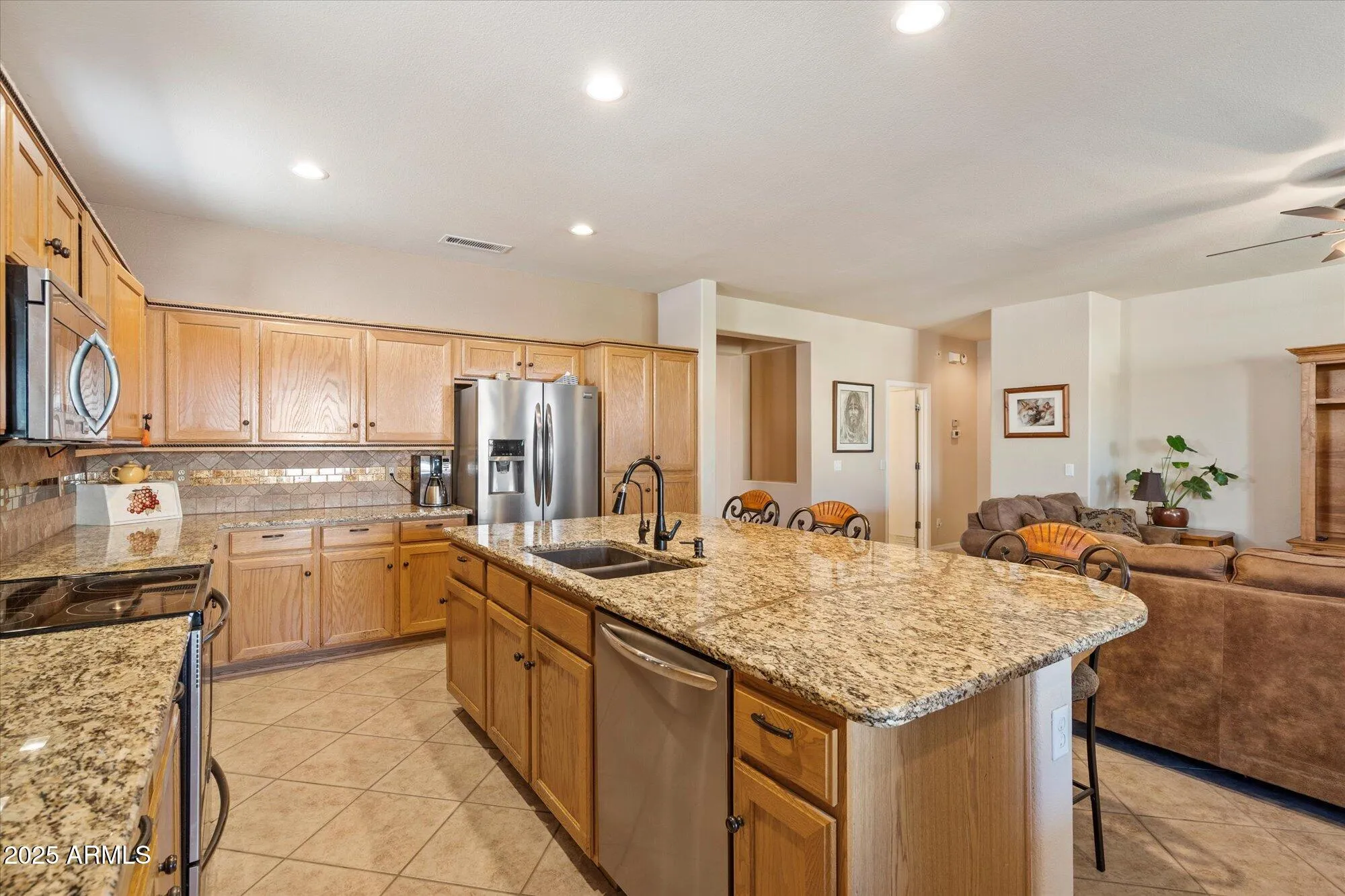 Property Slideshow image 7 of 27 | 11008 w cimarron dr, Sun City, AZ, 85373