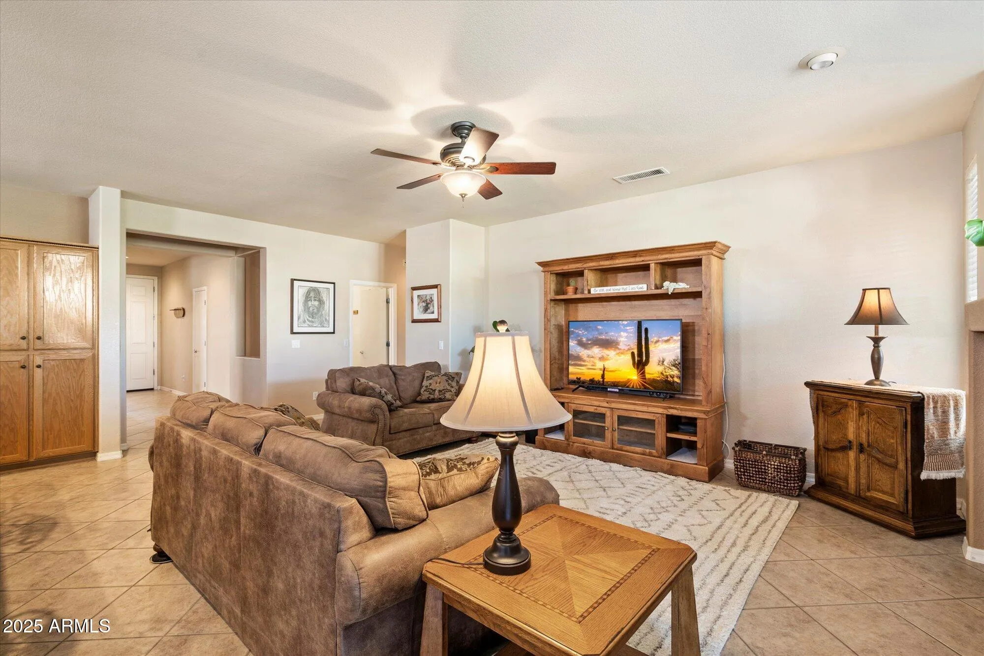 Property Slideshow image 5 of 27 | 11008 w cimarron dr, Sun City, AZ, 85373
