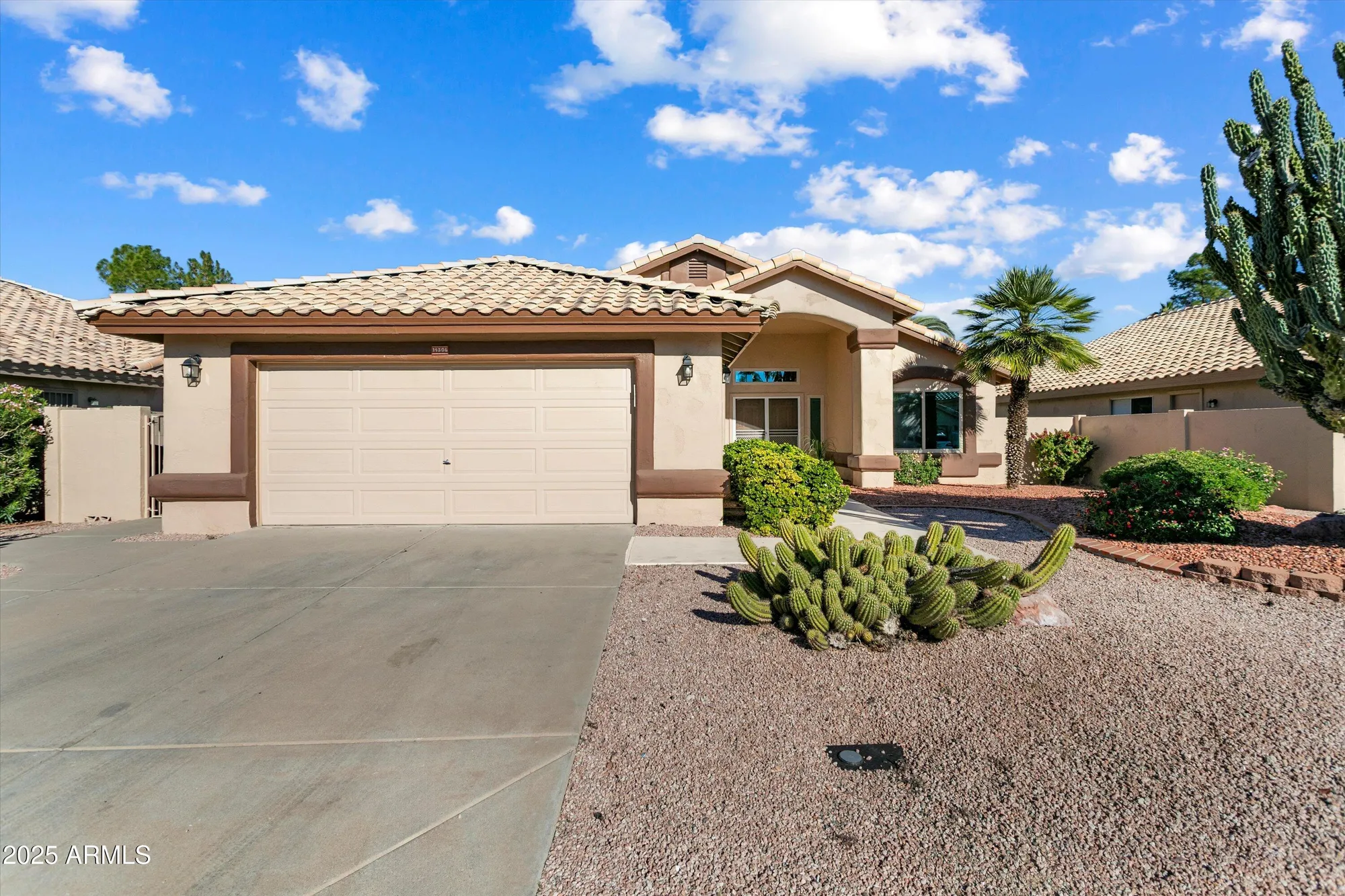 Property Slideshow image 1 of 35 | 14306 w kiowa trl, Surprise, AZ, 85374