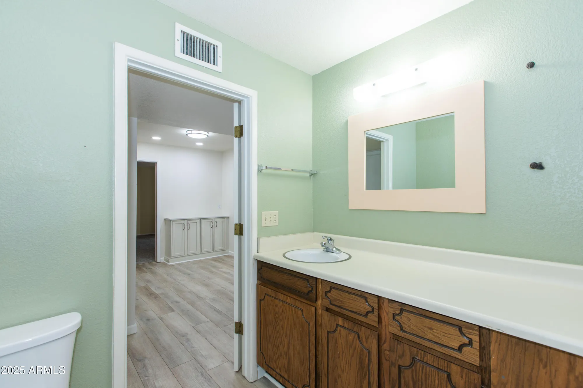 Property Slideshow image 43 of 68 | 4533 e florian cir, Mesa, AZ, 85206