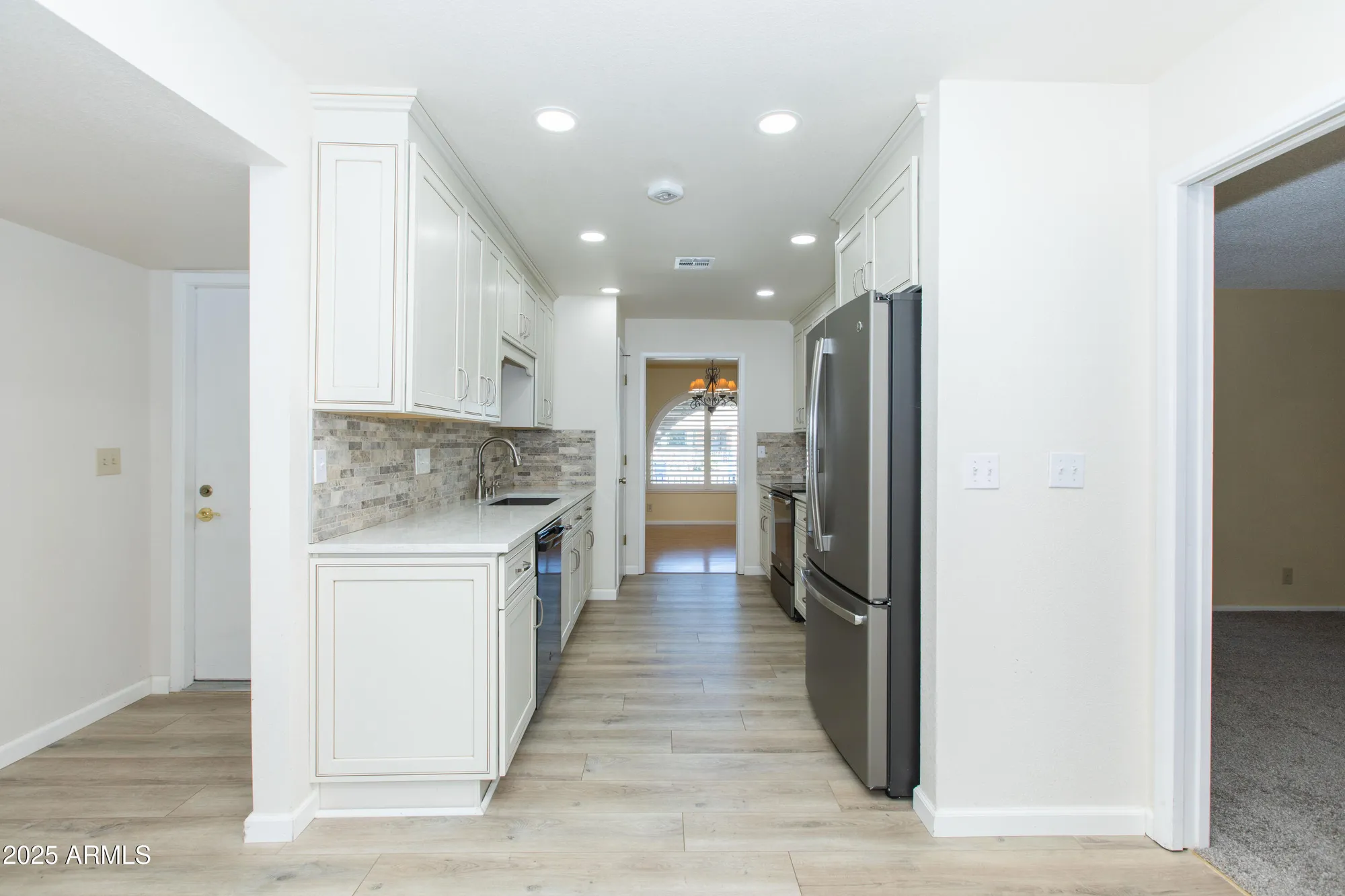 Property Slideshow image 28 of 68 | 4533 e florian cir, Mesa, AZ, 85206