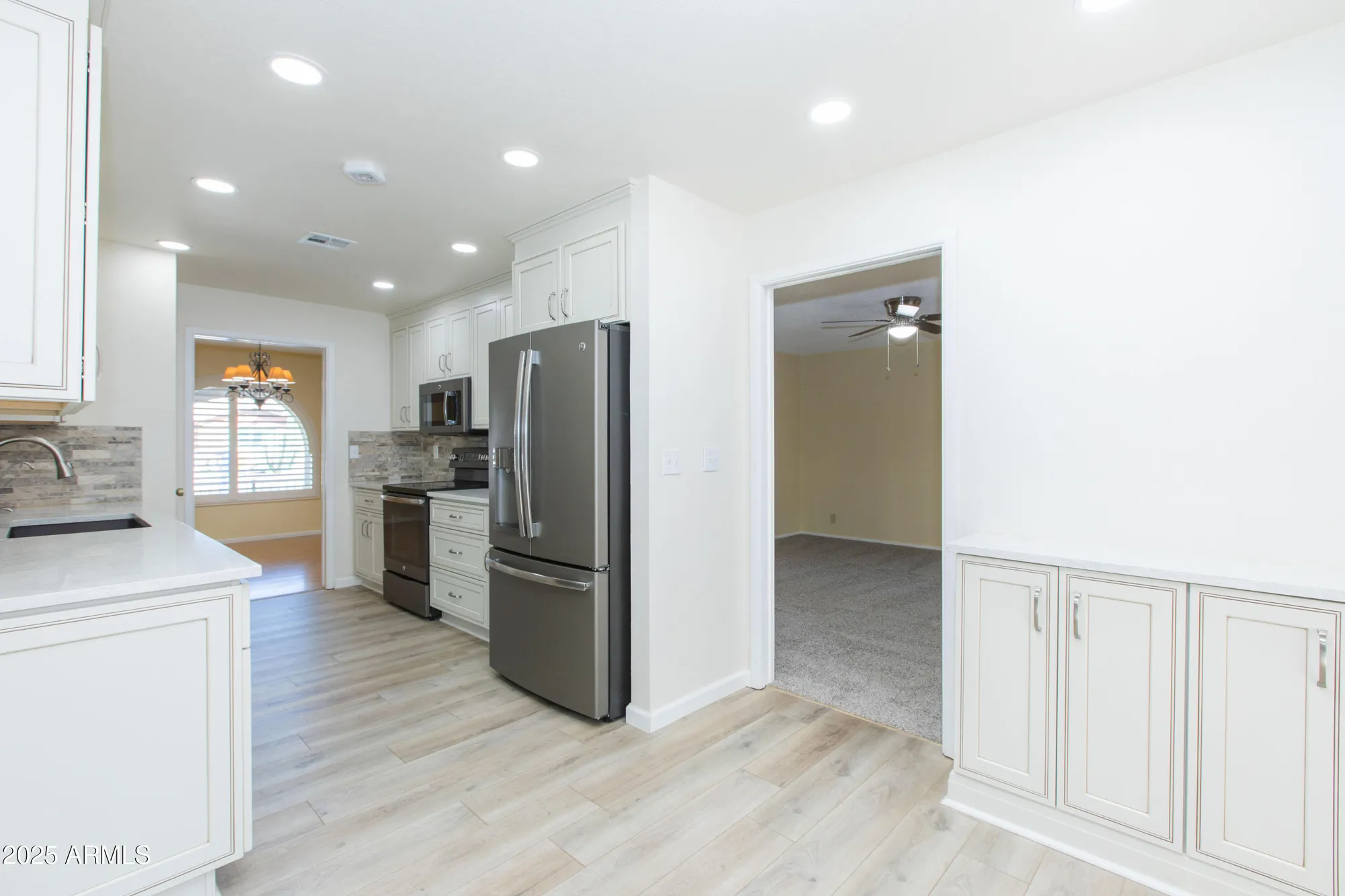 Property Slideshow image 20 of 68 | 4533 e florian cir, Mesa, AZ, 85206