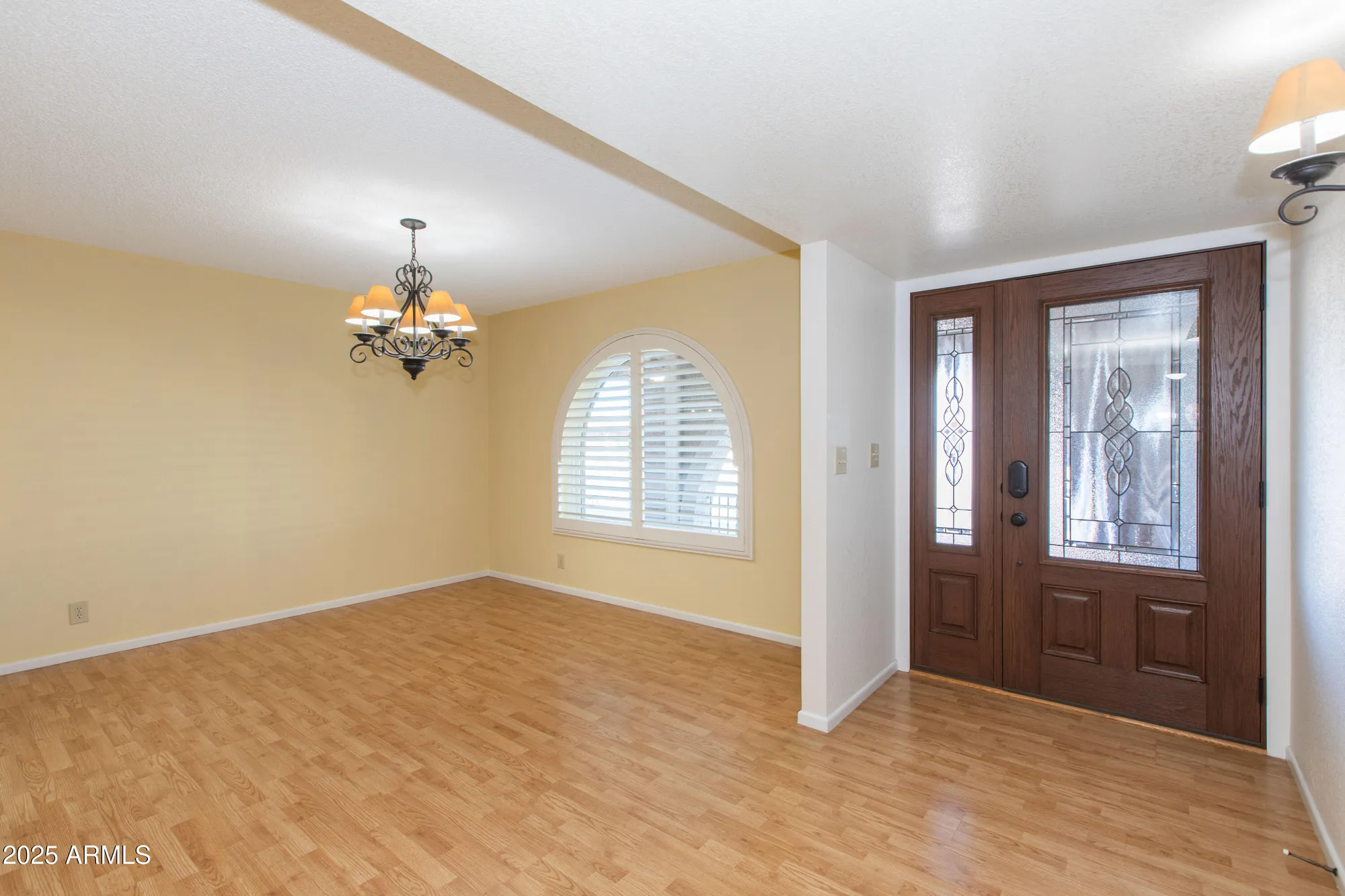 Property Slideshow image 11 of 68 | 4533 e florian cir, Mesa, AZ, 85206