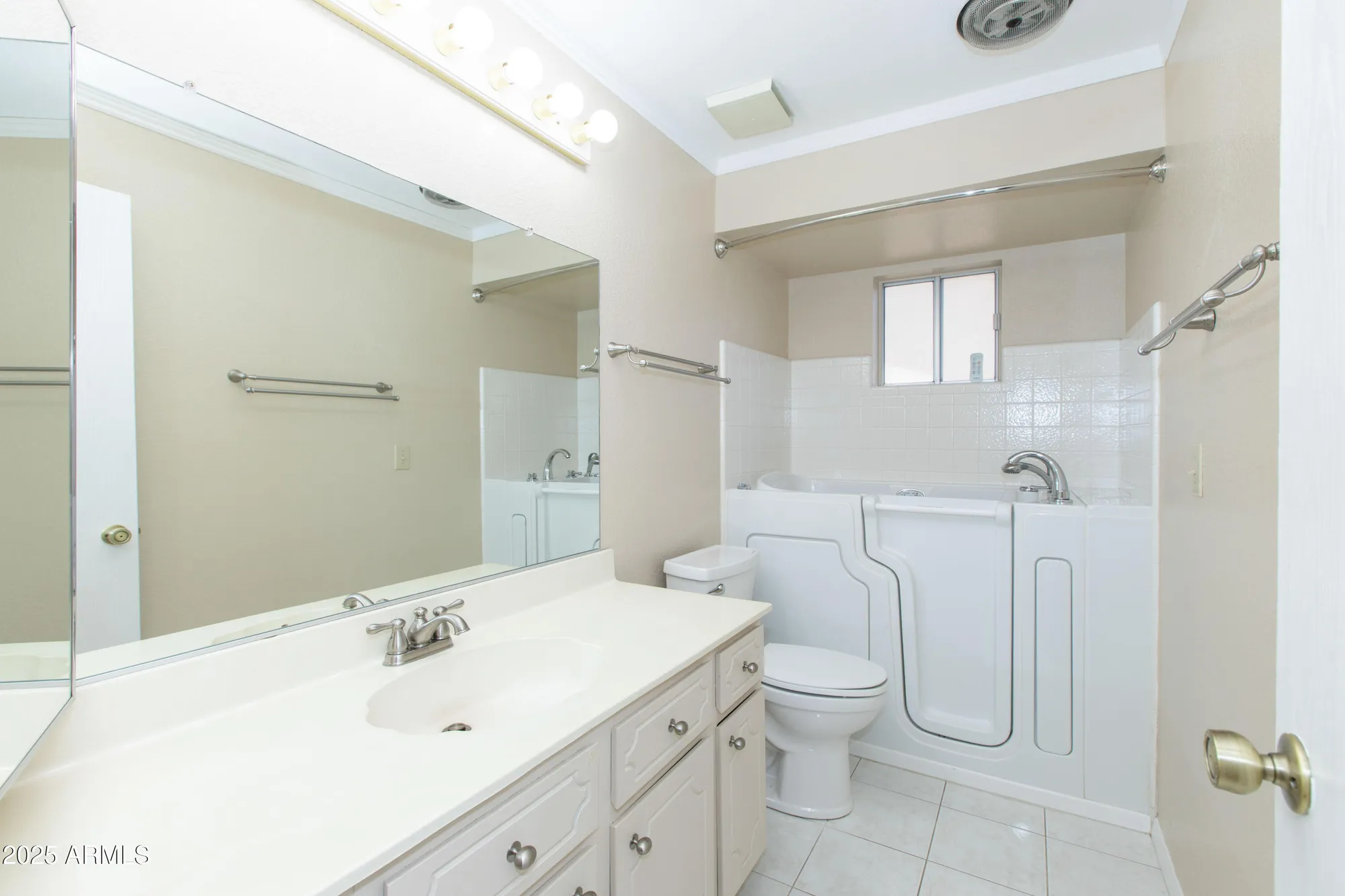 Property Slideshow image 54 of 68 | 4533 e florian cir, Mesa, AZ, 85206