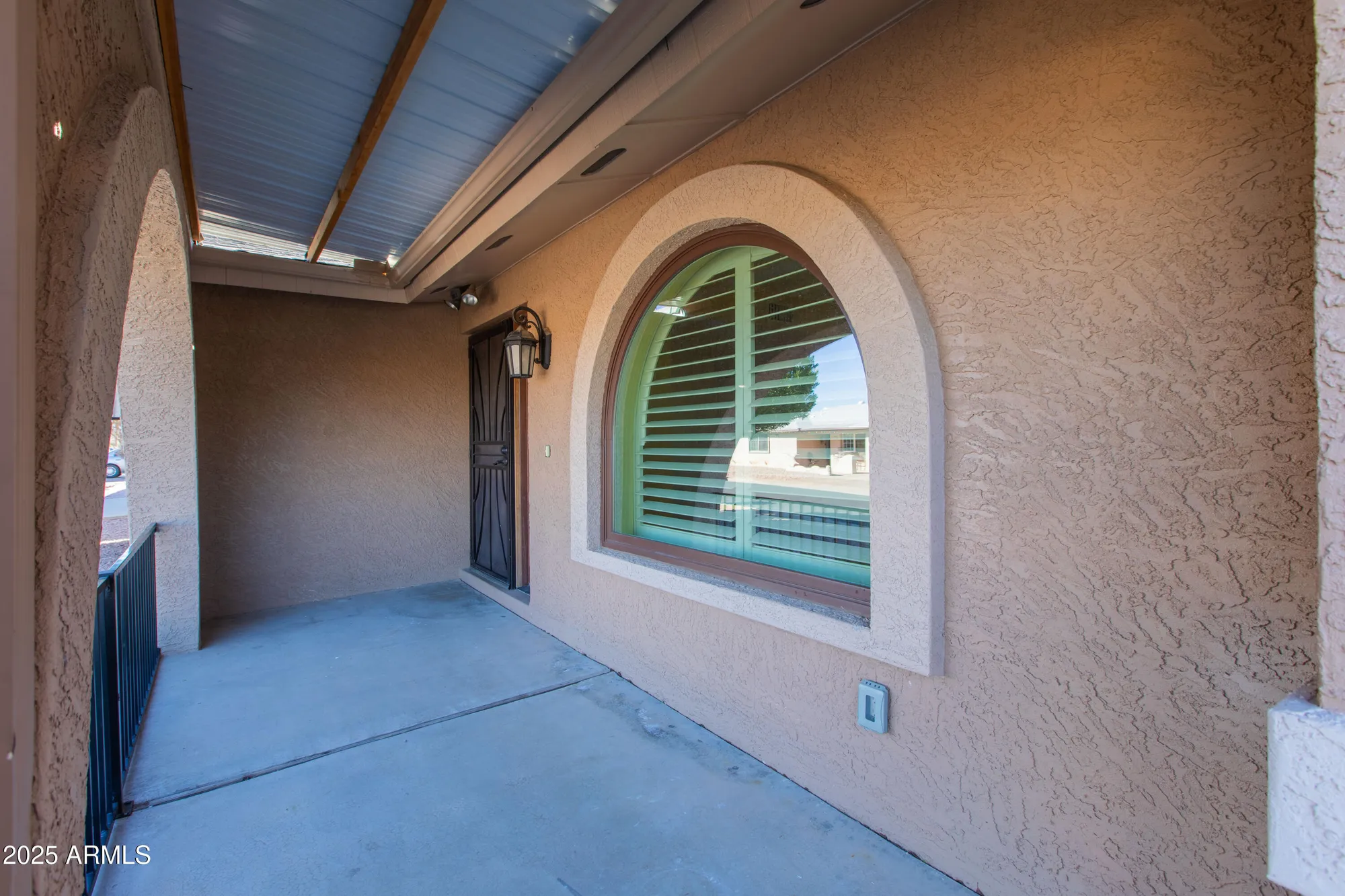 Property Slideshow image 8 of 68 | 4533 e florian cir, Mesa, AZ, 85206