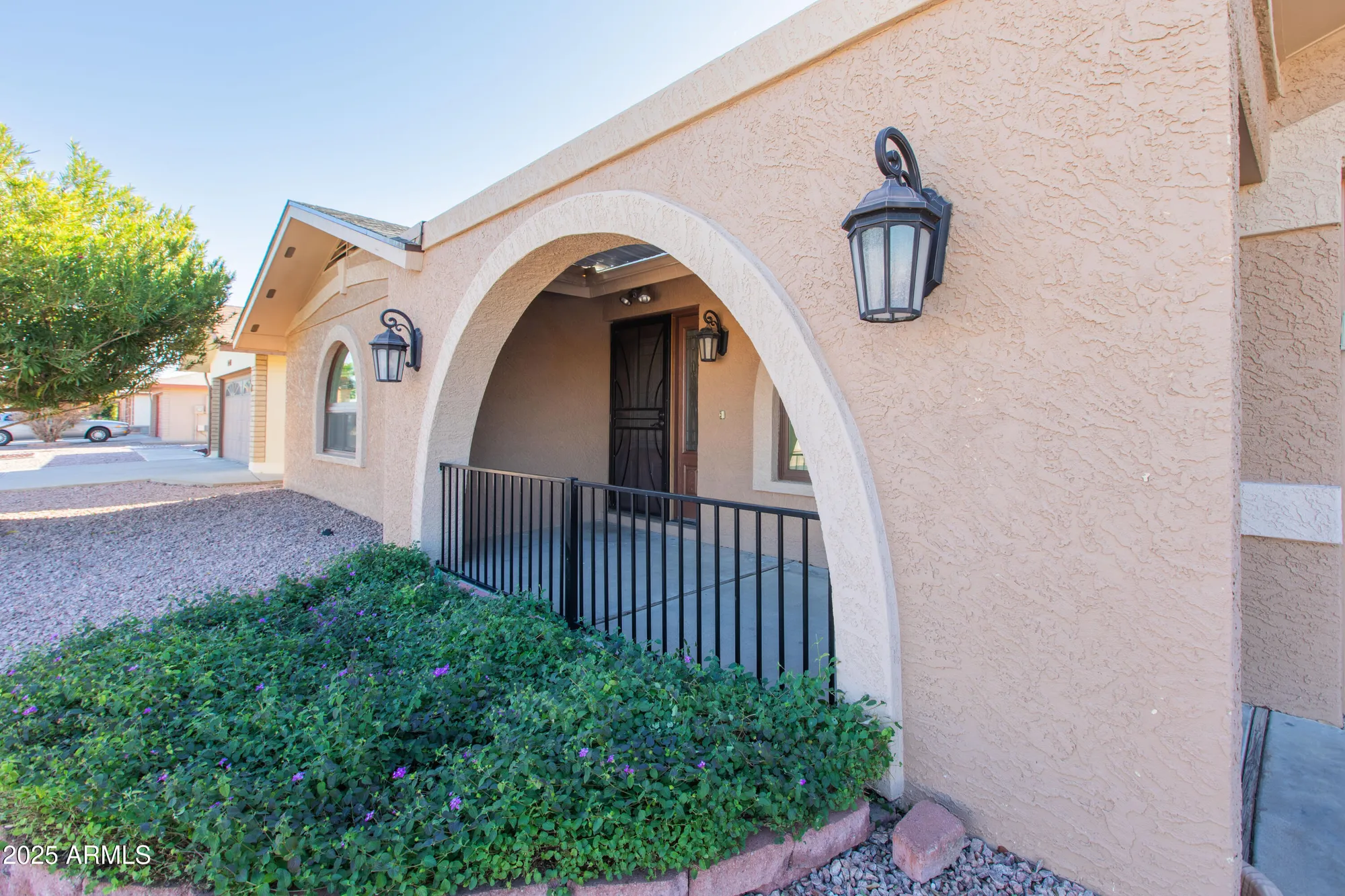 Property Slideshow image 7 of 68 | 4533 e florian cir, Mesa, AZ, 85206