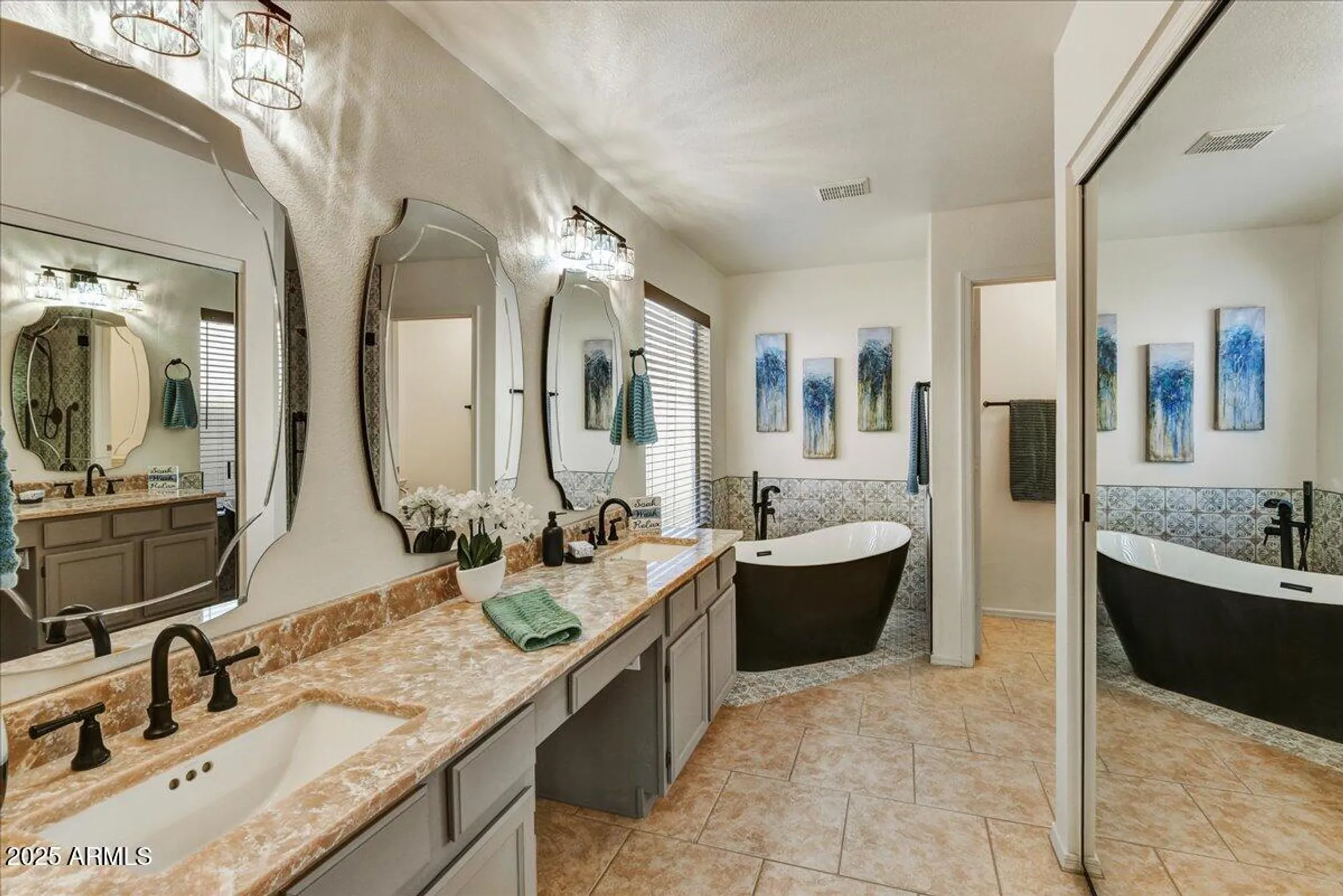 Property Slideshow image 10 of 24 | 8529 w rosemonte dr, Peoria, AZ, 85382