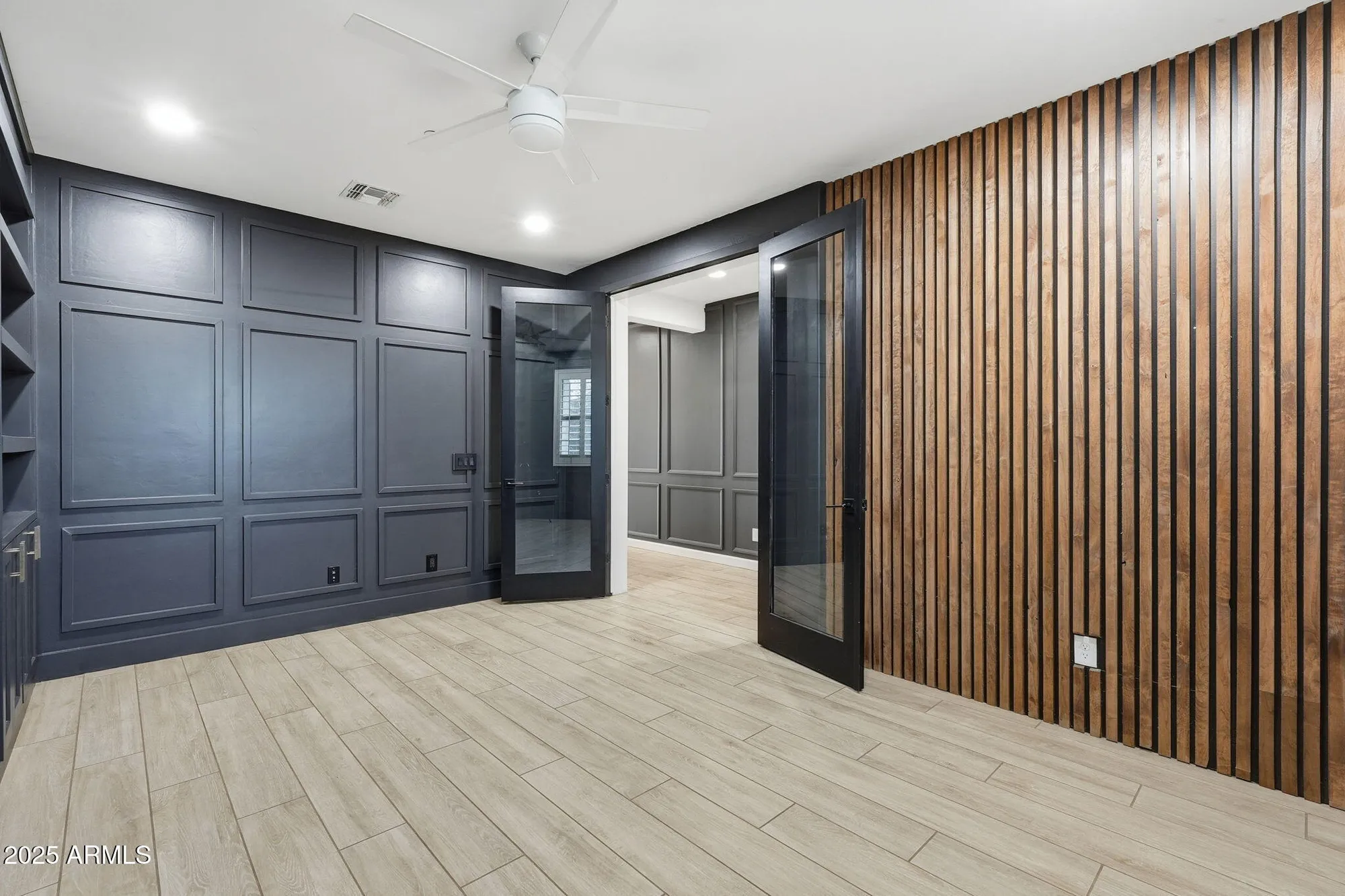 Property Slideshow image 7 of 51 | 13182 w crestvale dr, Peoria, AZ, 85383