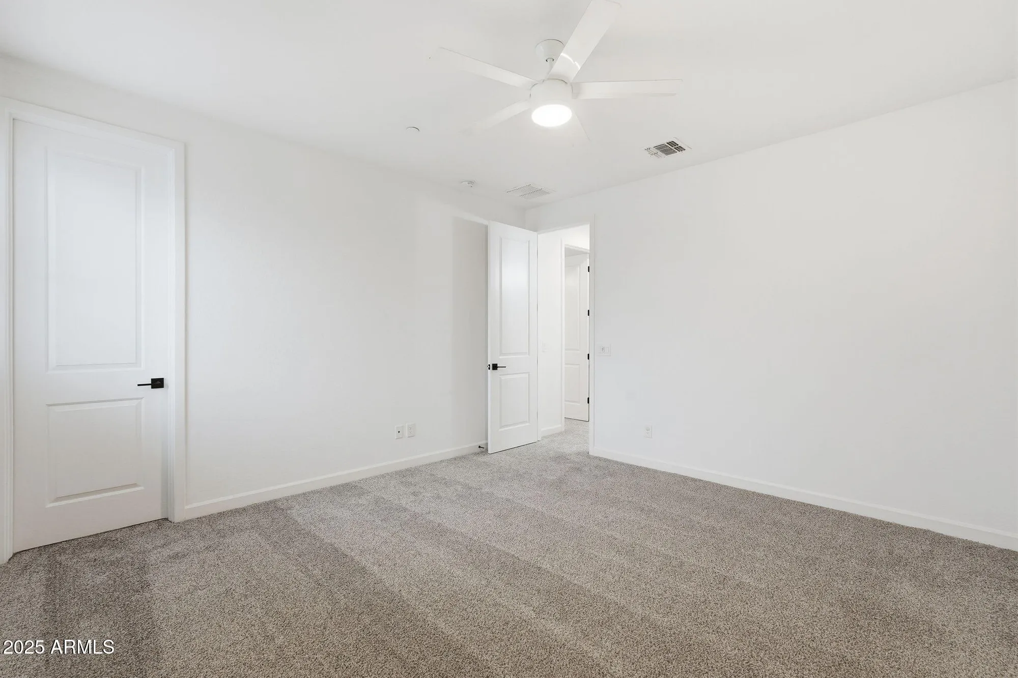 Property Slideshow image 30 of 51 | 13182 w crestvale dr, Peoria, AZ, 85383