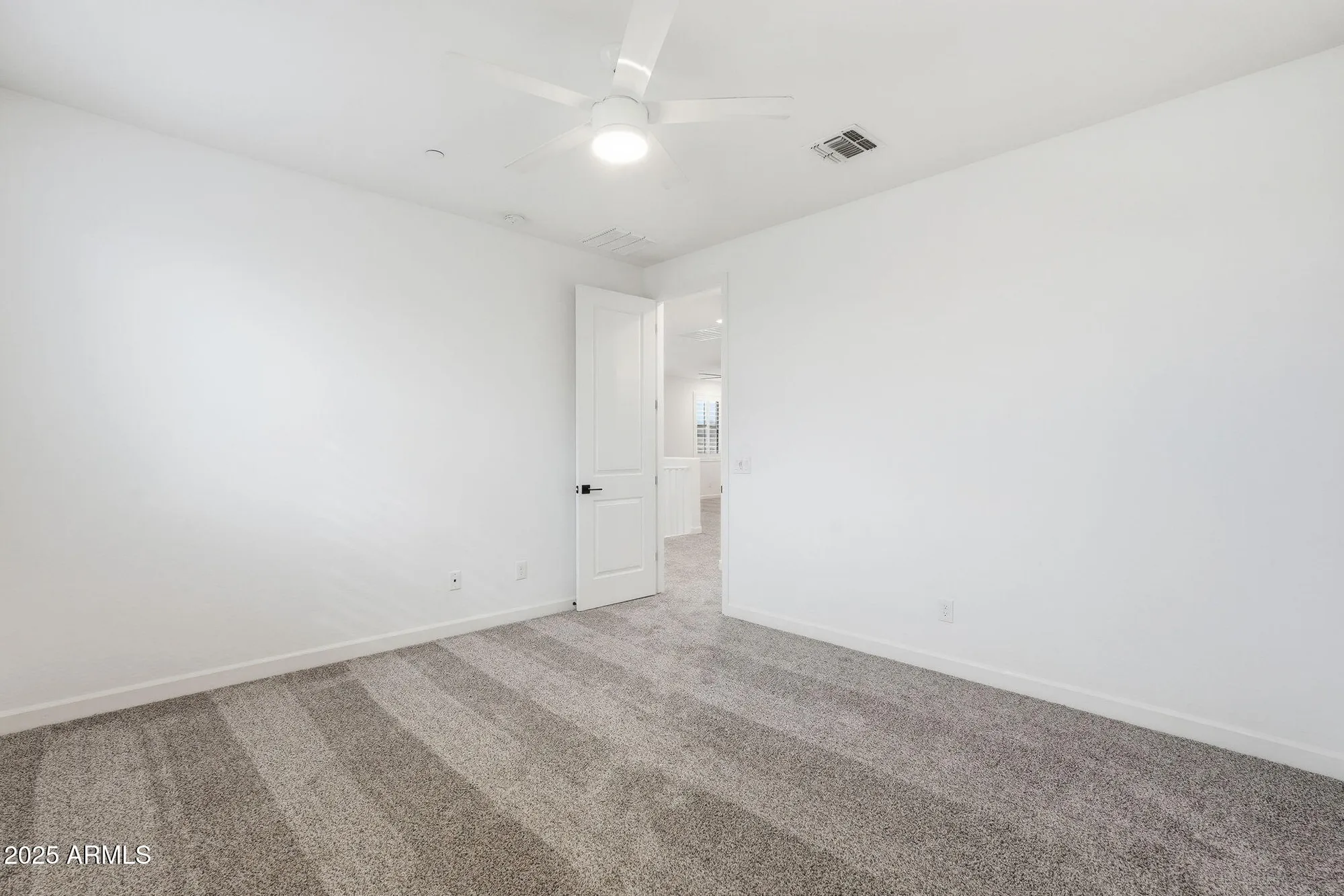 Property Slideshow image 32 of 51 | 13182 w crestvale dr, Peoria, AZ, 85383