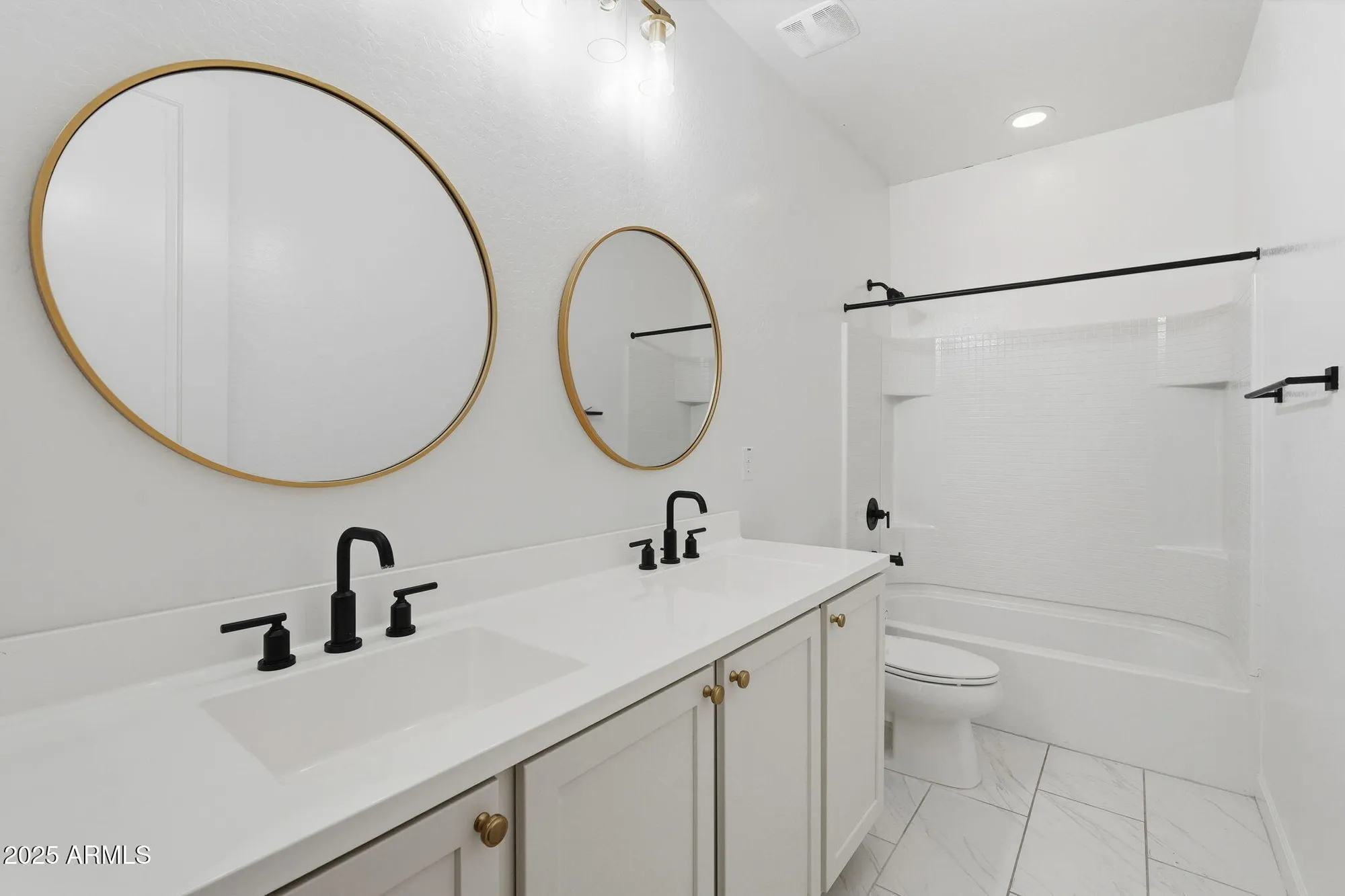 Property Slideshow image 33 of 51 | 13182 w crestvale dr, Peoria, AZ, 85383