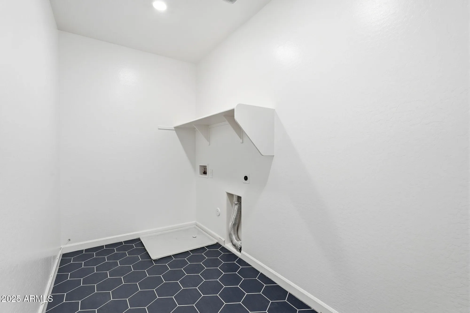 Property Slideshow image 28 of 51 | 13182 w crestvale dr, Peoria, AZ, 85383