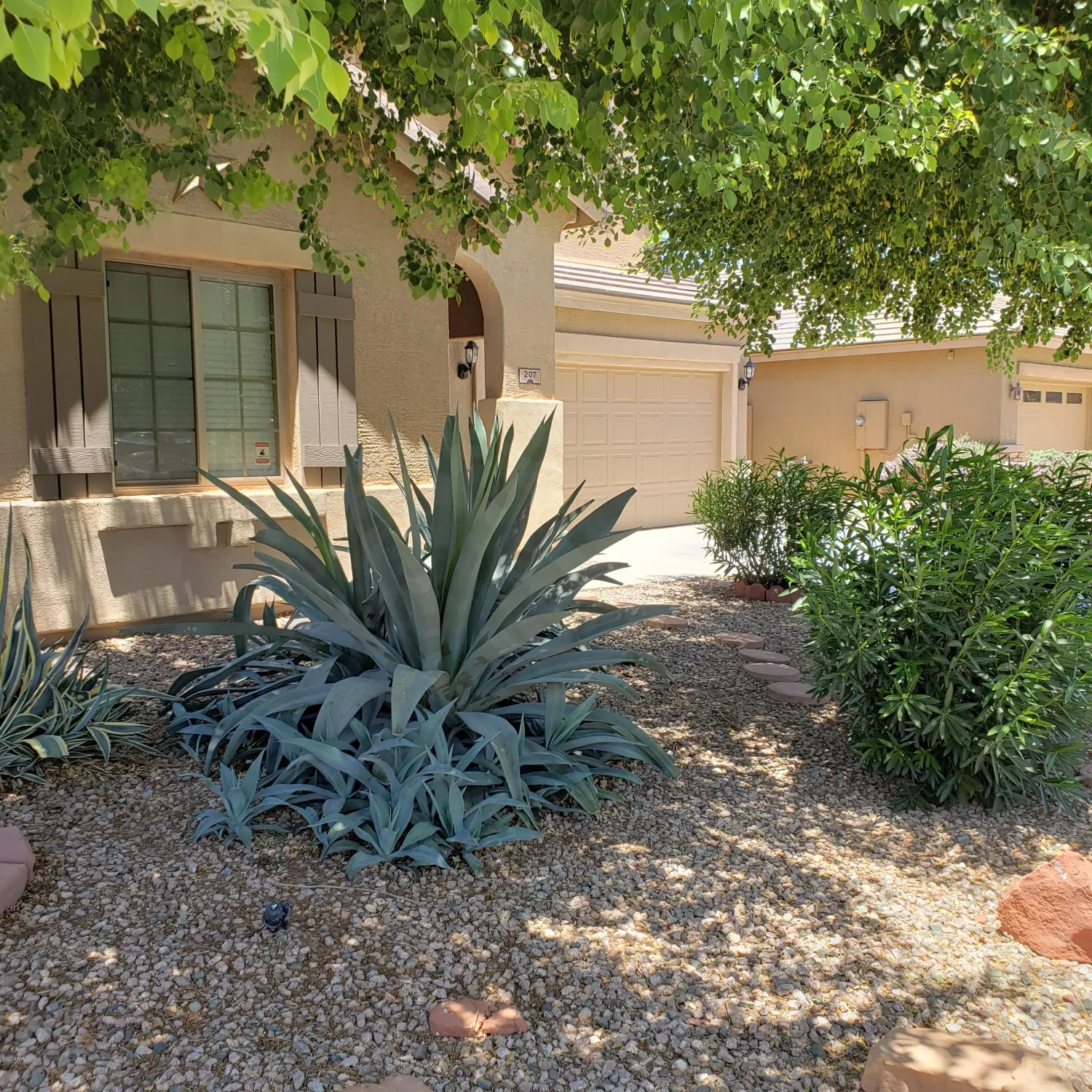 Property Slideshow image 2 of 72 | 207 s la amador trl, Casa Grande, AZ, 85194