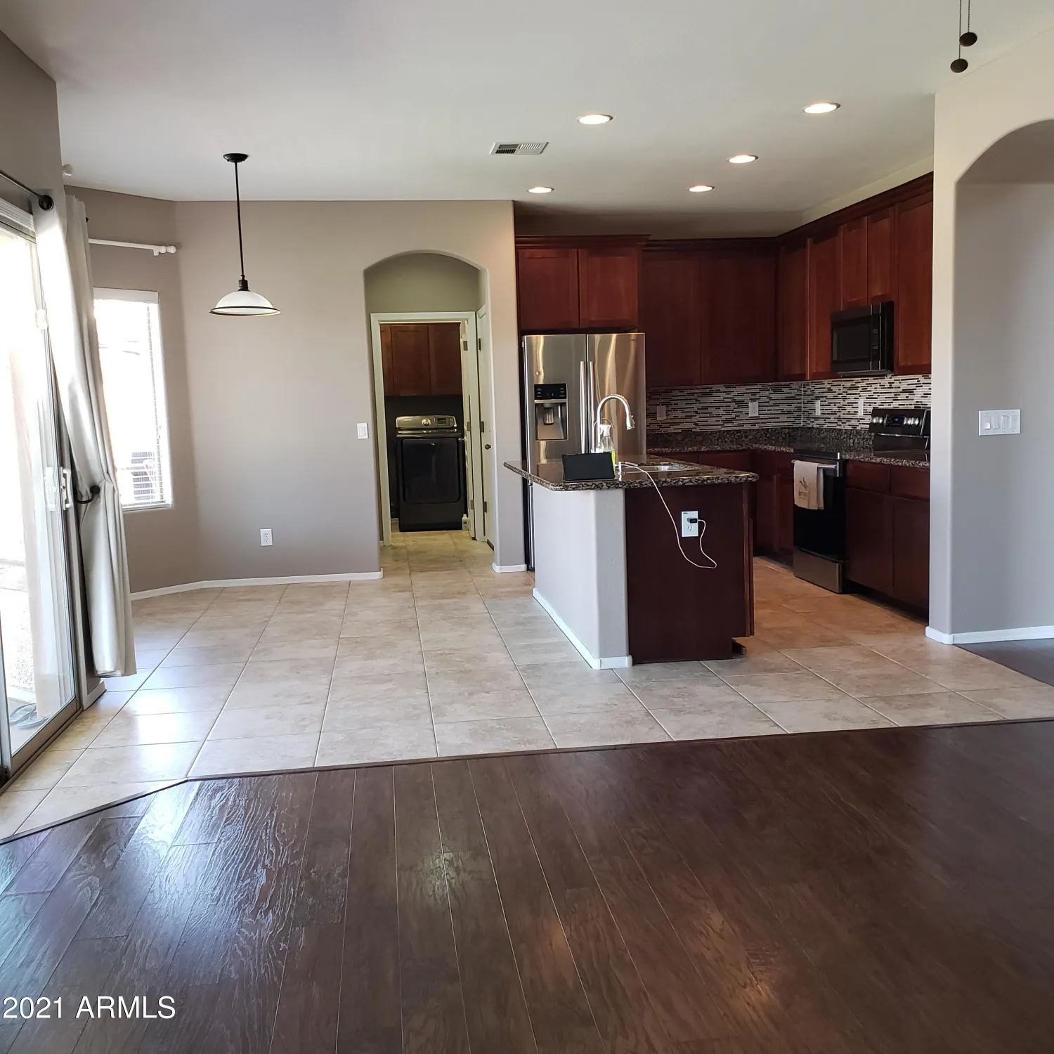 Property Slideshow image 12 of 72 | 207 s la amador trl, Casa Grande, AZ, 85194