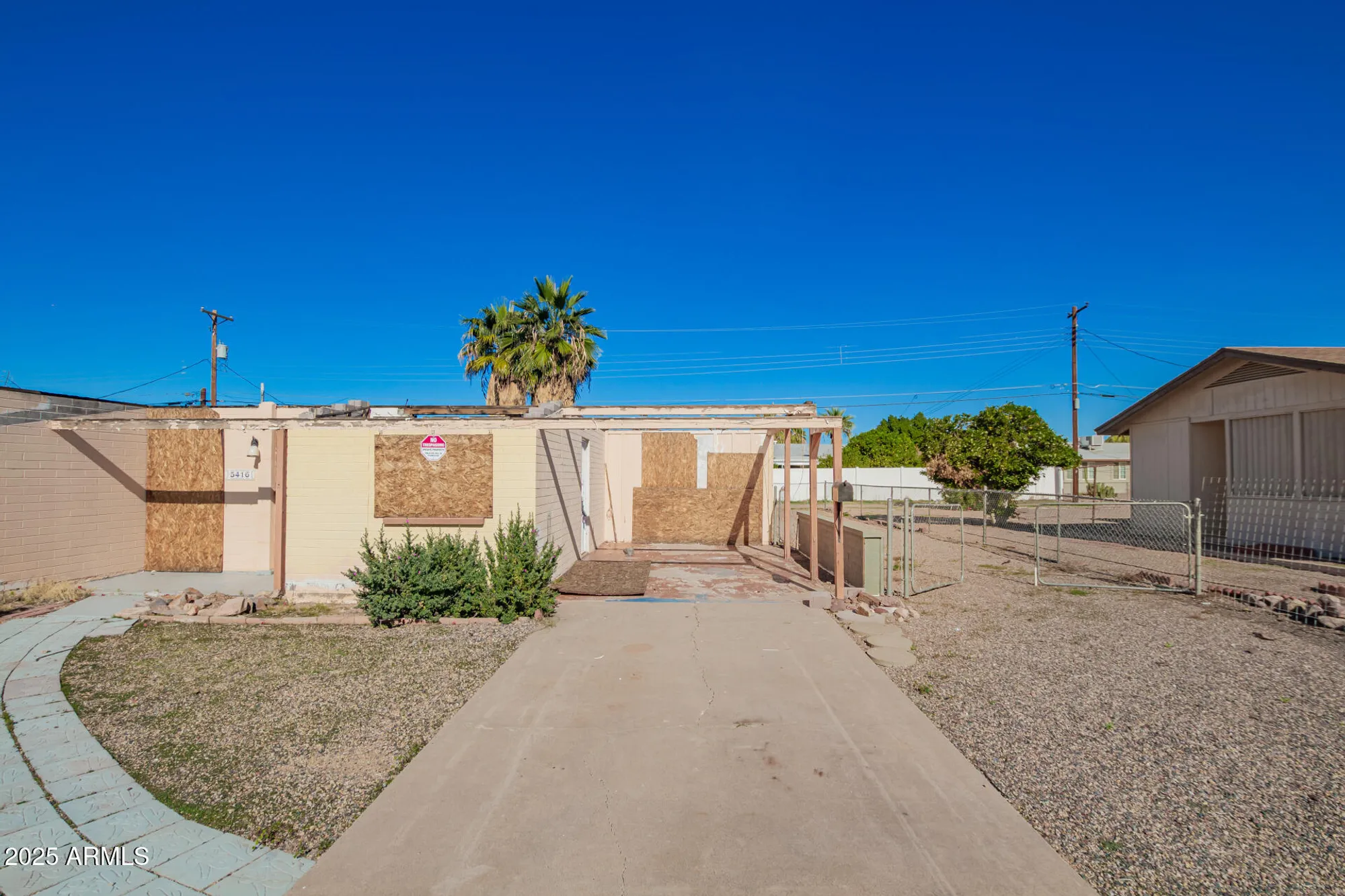 Property Slideshow image 4 of 21 | 5416 e akron st, Mesa, AZ, 85205