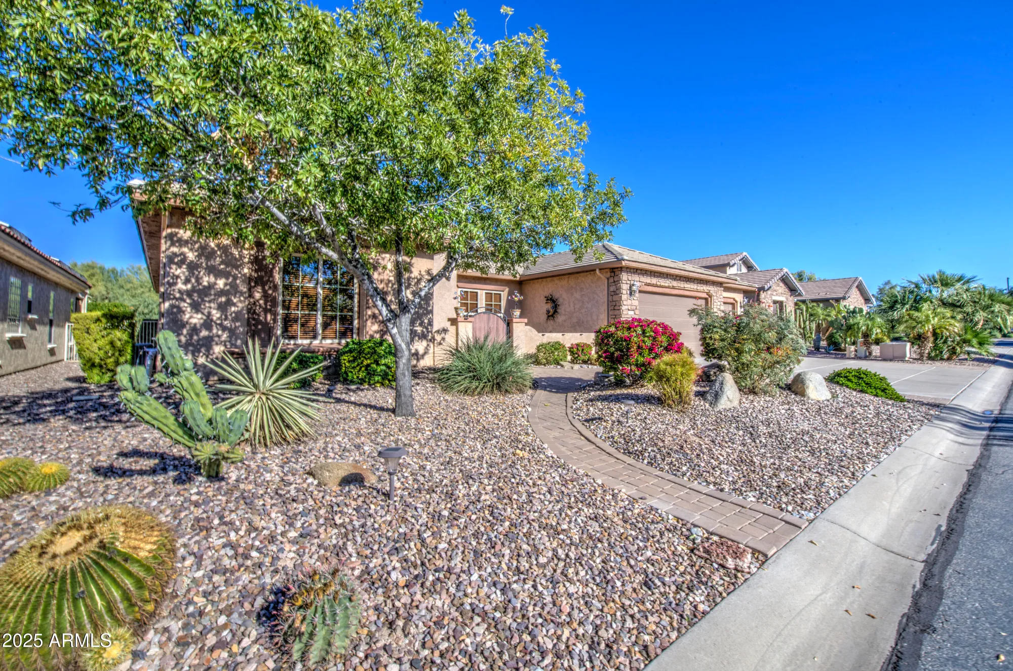 Property Slideshow image 2 of 46 | 6860 w trenton way, Florence, AZ, 85132