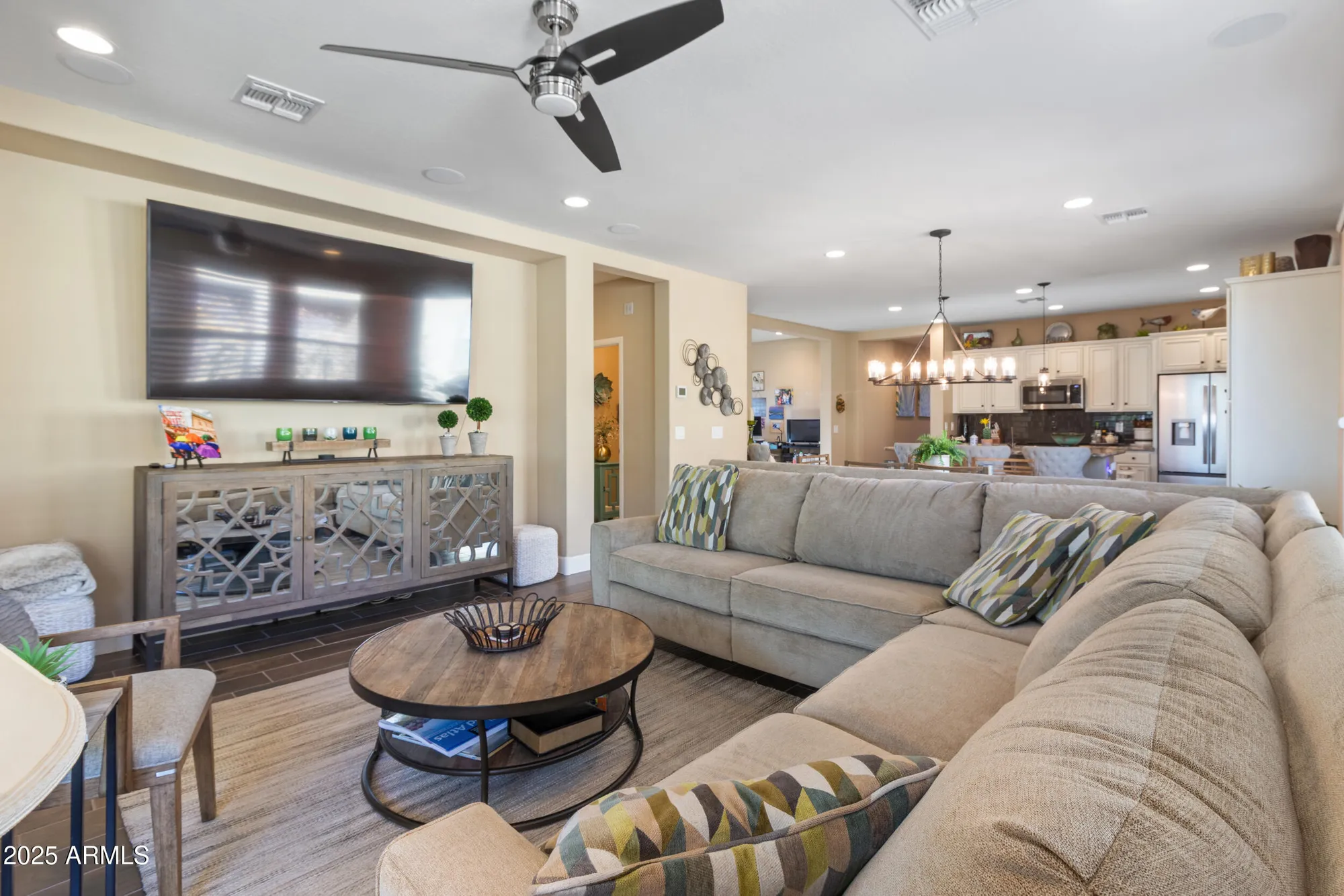 Property Slideshow image 17 of 30 | 4467 covered wagon trl, Wickenburg, AZ, 85390