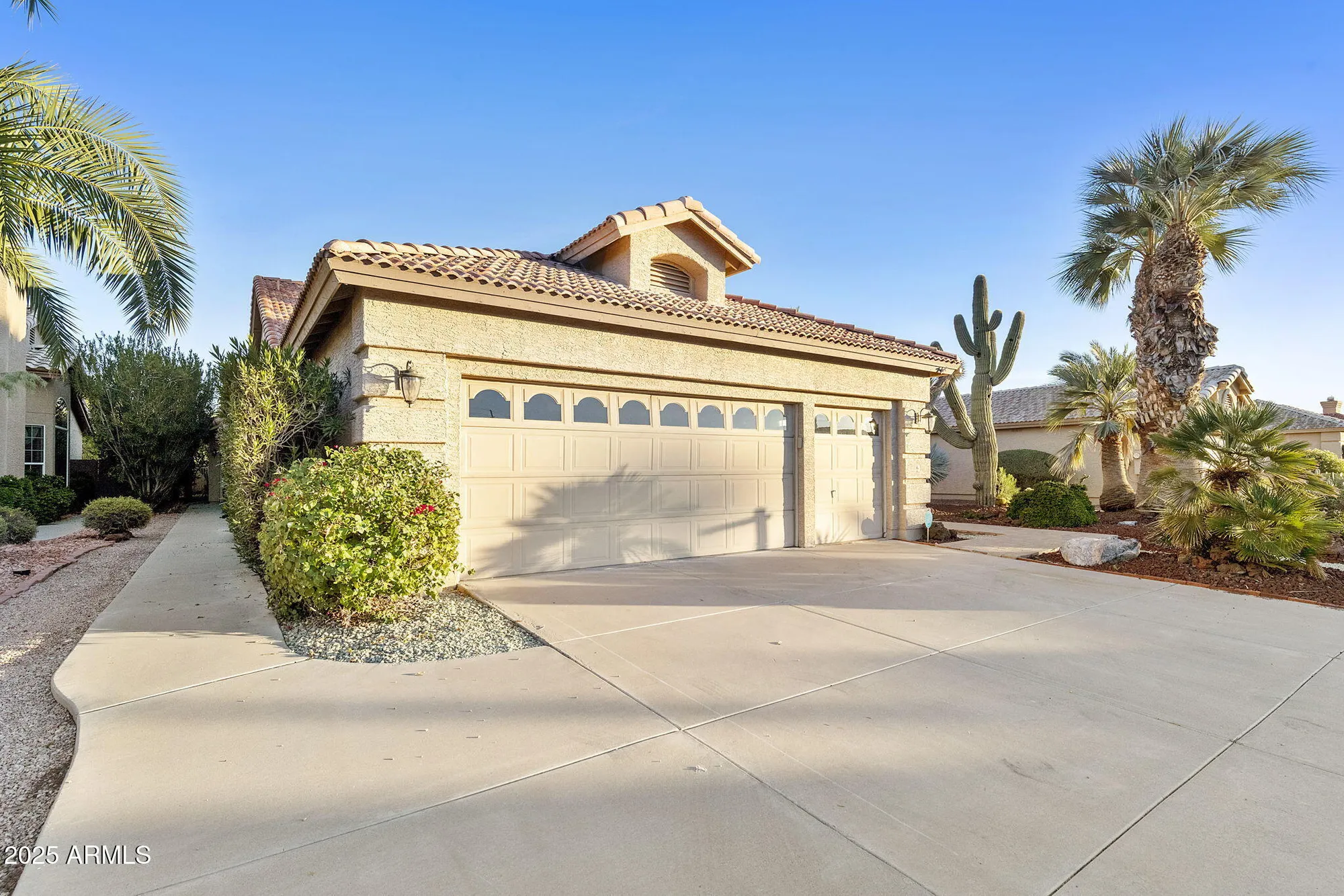 Property Slideshow image 8 of 77 | 10214 e coopers hawk dr, Sun Lakes, AZ, 85248