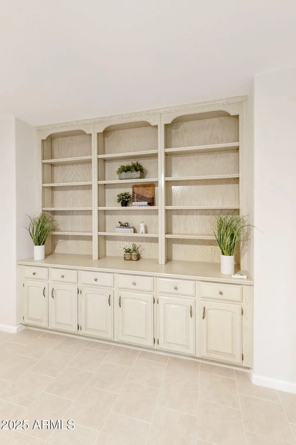 Property Slideshow image 15 of 77 | 10214 e coopers hawk dr, Sun Lakes, AZ, 85248